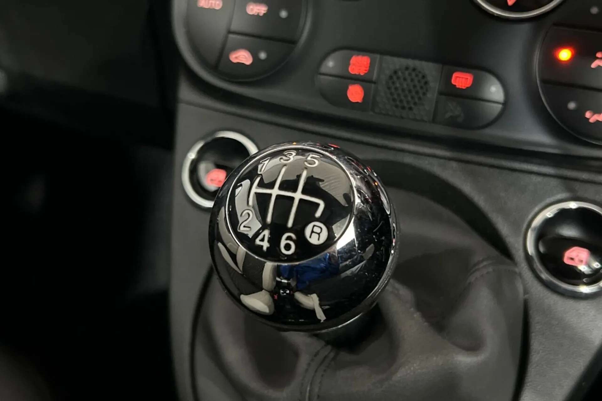 2021 FIAT 500 2021 FIAT 500