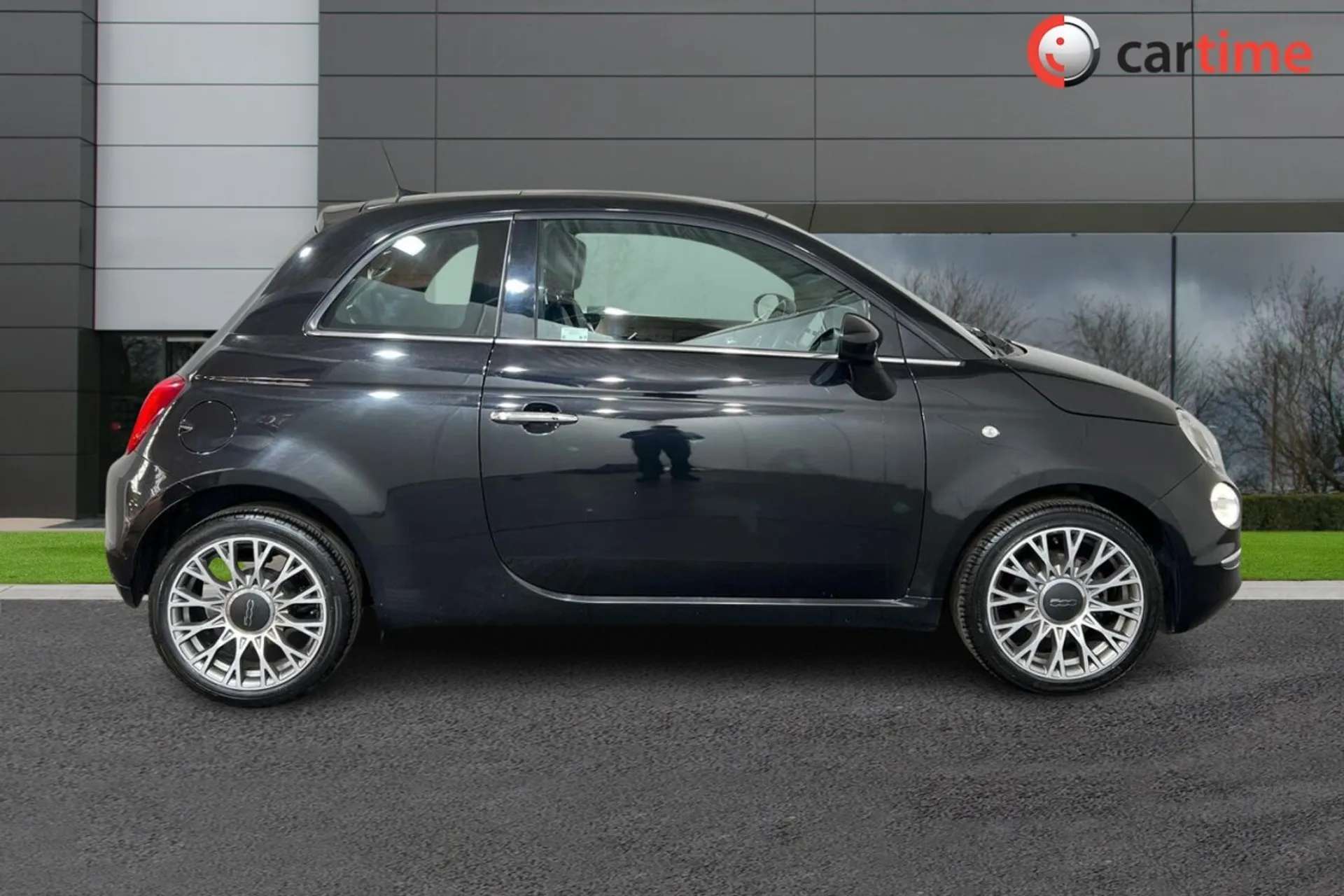 A 2021 FIAT 500 1.0 STAR MHEV 3d 69 BHP Fixed Glass Roof, 7-Inch HD Touchscreen, Cruise Control, Automatic Climate Control, Rear Park Sensors Crossover Black, 16in Al A 2021 FIAT 500 1.0 STAR MHEV 3d 69 BHP Fixed Glass Roof, 7-Inch HD Touchscreen, Cruise Control, Automatic Climate Control, Rear Park Sensors Crossover Black, 16in Al