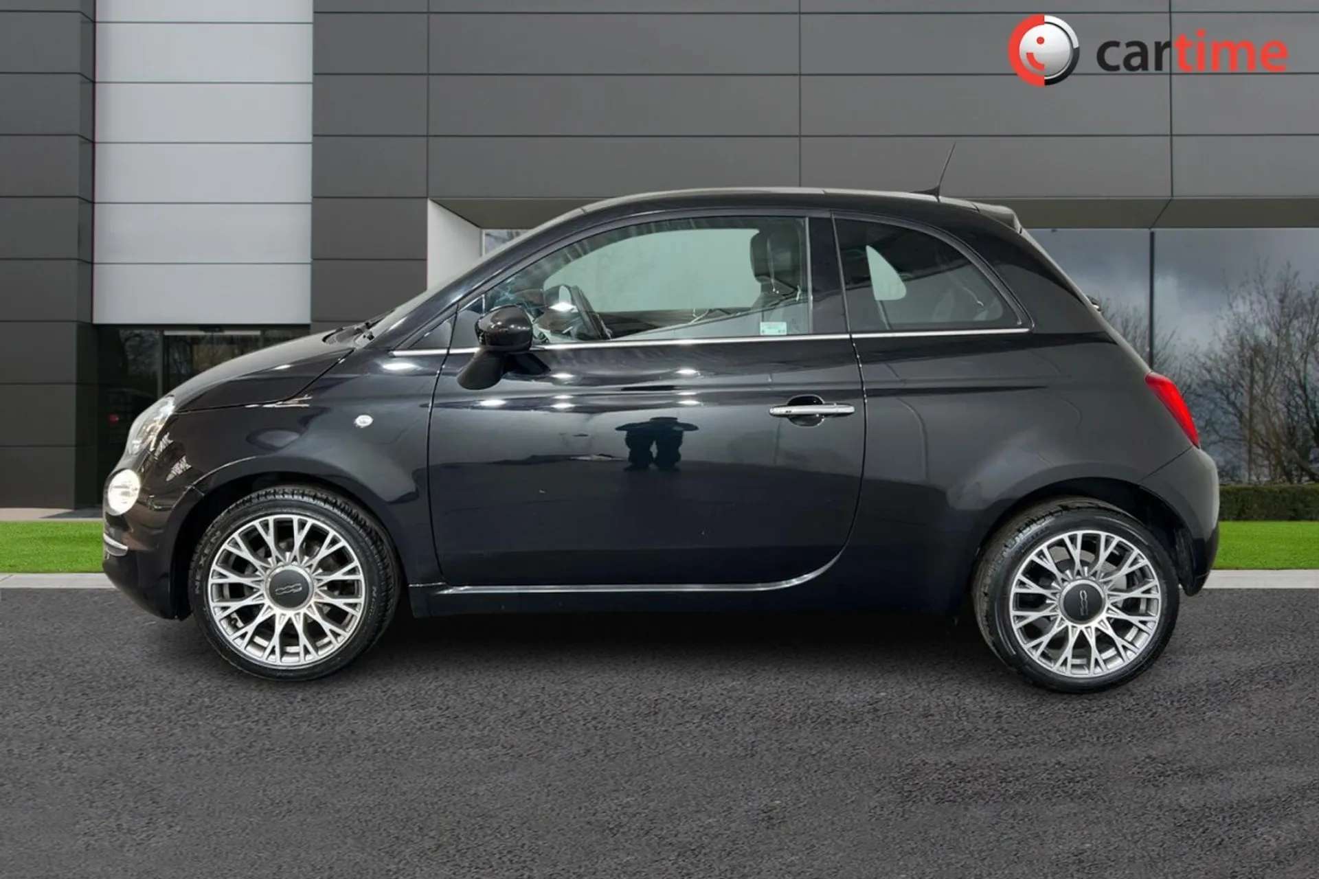 A 2021 FIAT 500 1.0 STAR MHEV 3d 69 BHP Fixed Glass Roof, 7-Inch HD Touchscreen, Cruise Control, Automatic Climate Control, Rear Park Sensors Crossover Black, 16in Al A 2021 FIAT 500 1.0 STAR MHEV 3d 69 BHP Fixed Glass Roof, 7-Inch HD Touchscreen, Cruise Control, Automatic Climate Control, Rear Park Sensors Crossover Black, 16in Al