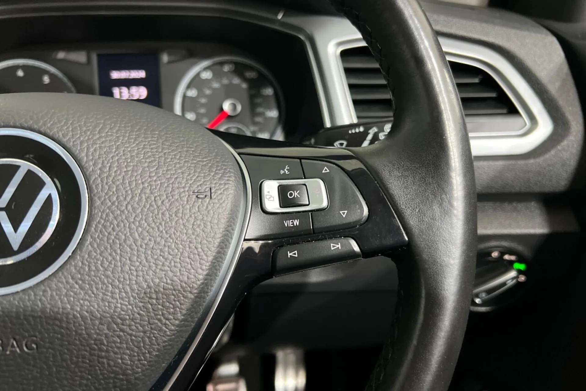 2021 VOLKSWAGEN T-ROC 2021 VOLKSWAGEN T-ROC