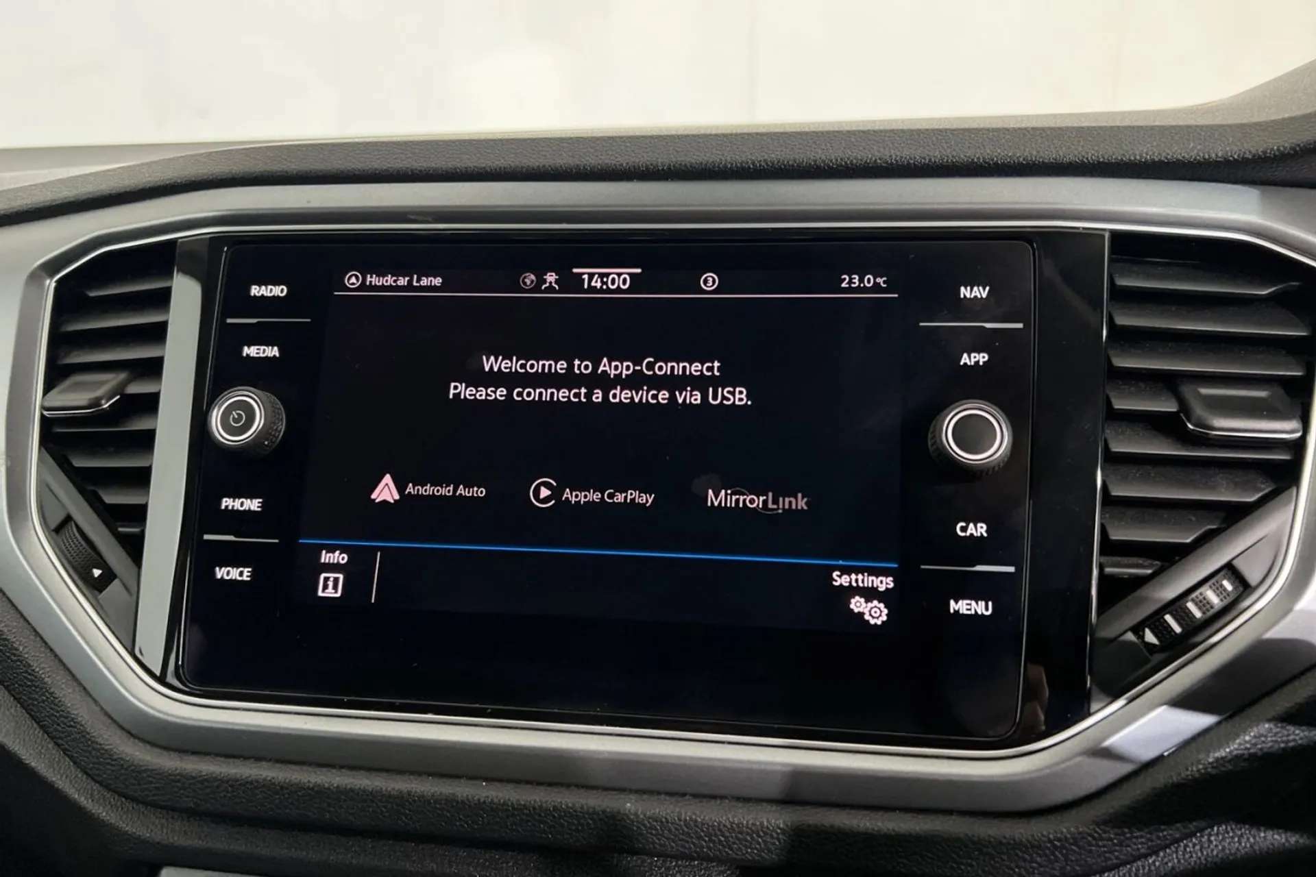 2021 VOLKSWAGEN T-ROC 2021 VOLKSWAGEN T-ROC