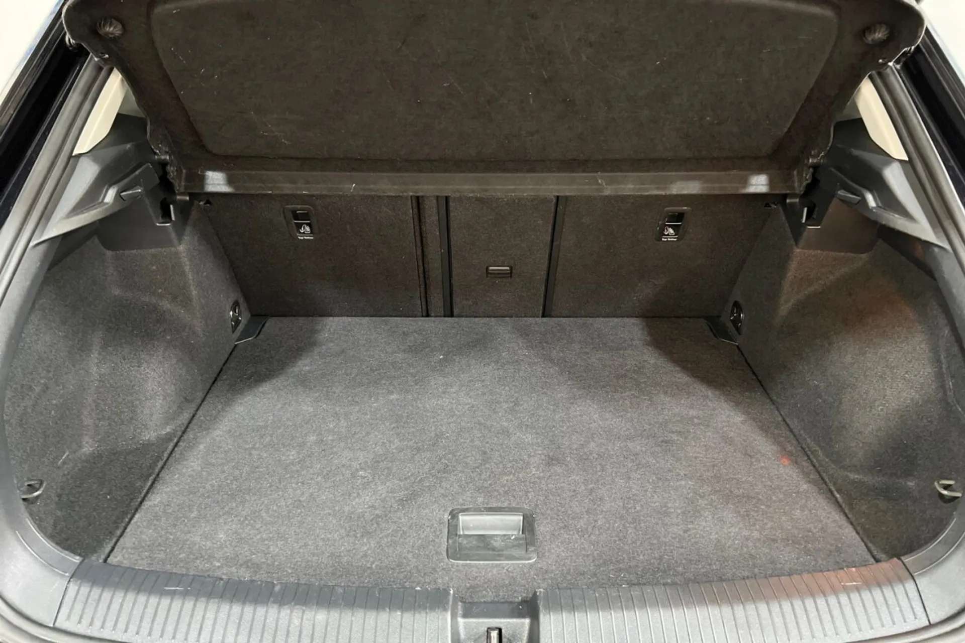 2021 VOLKSWAGEN T-ROC 2021 VOLKSWAGEN T-ROC