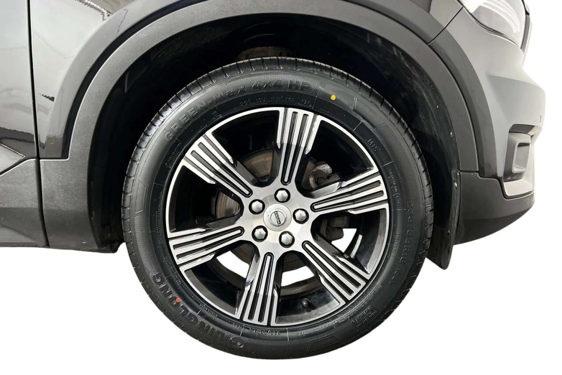 2020 VOLVO XC40 2020 VOLVO XC40