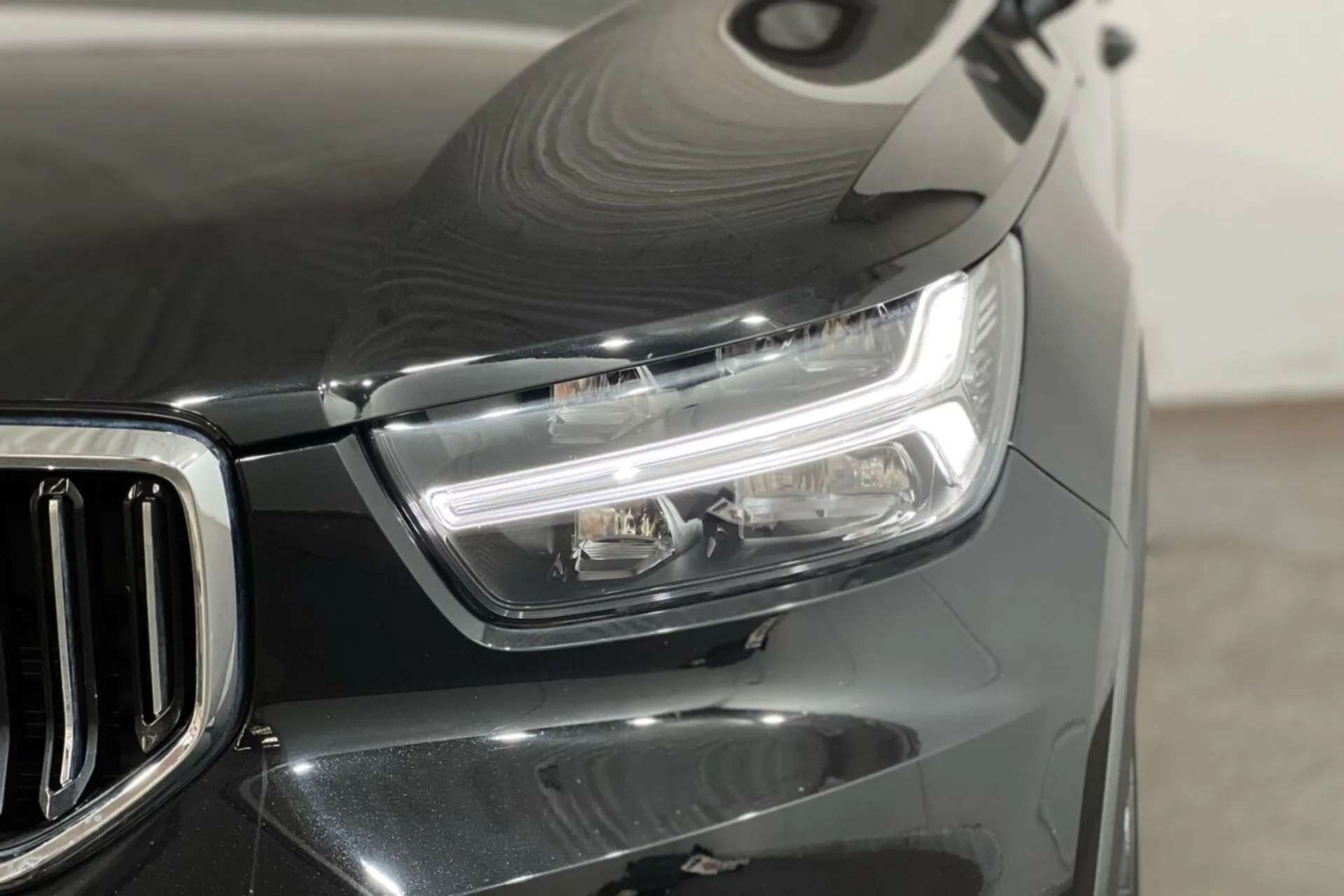 2020 VOLVO XC40 2020 VOLVO XC40