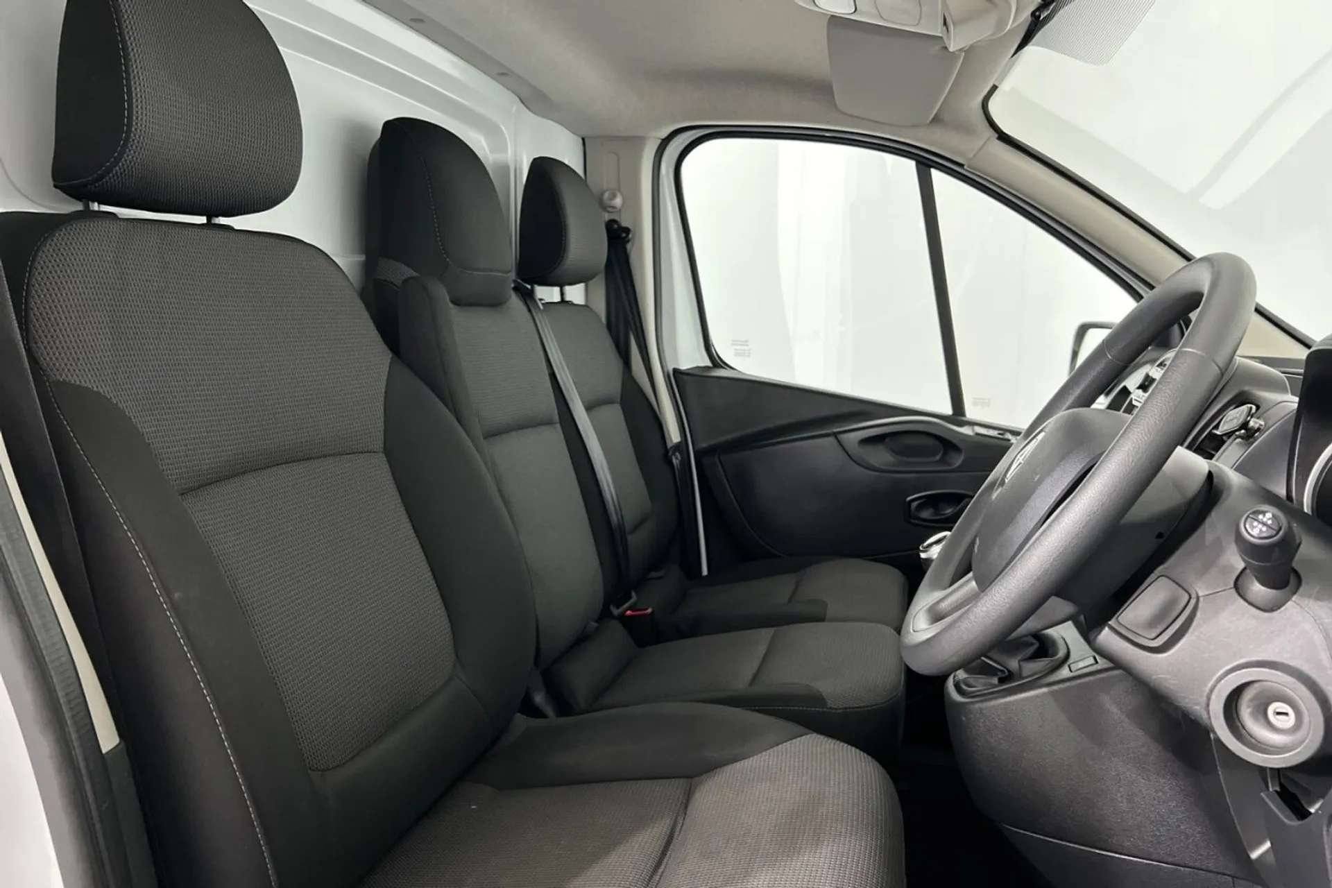 2021 RENAULT TRAFIC 2021 RENAULT TRAFIC