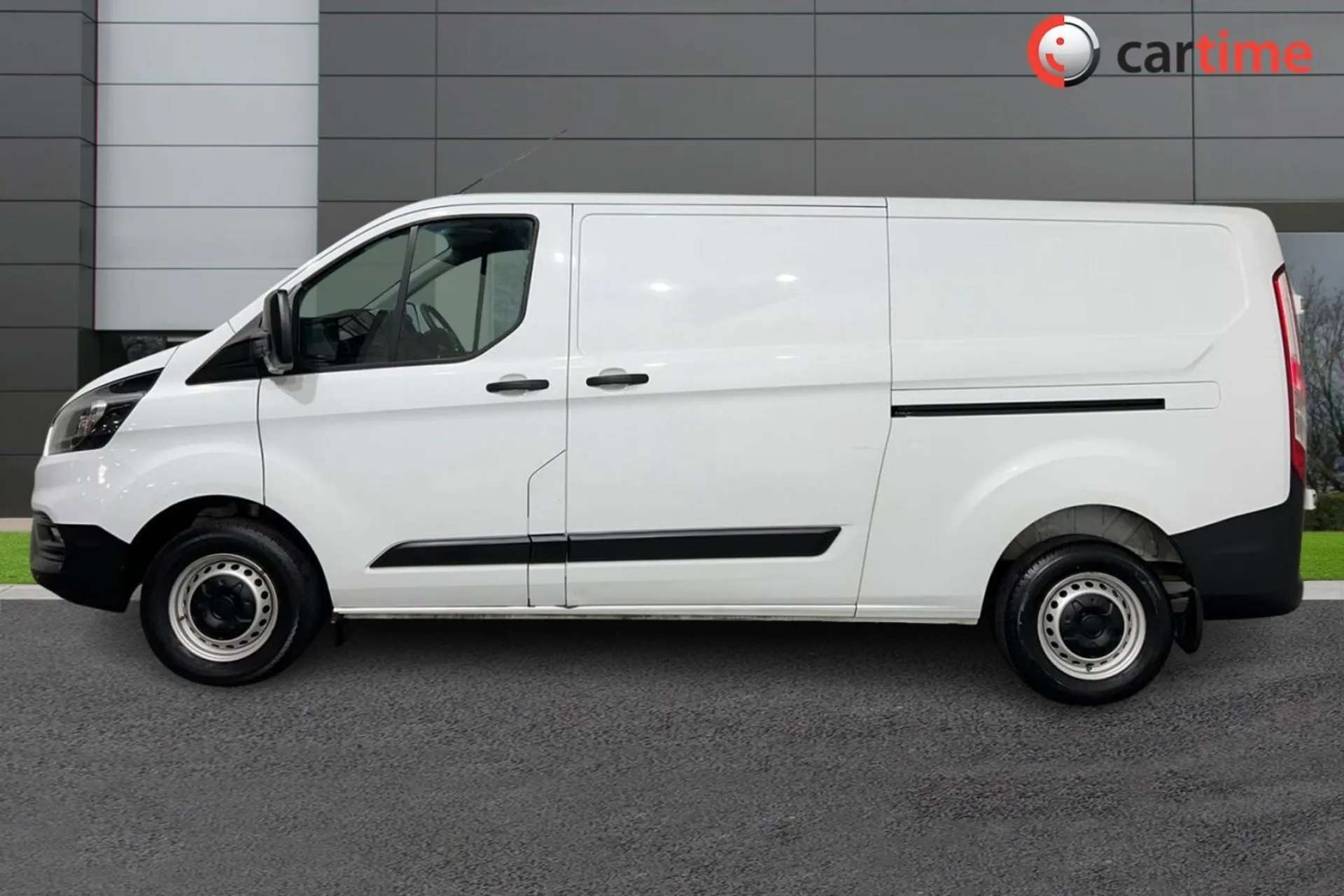 A 2021 FORD TRANSIT CUSTOM 2.0 300 LEADER P/V ECOBLUE 129 BHP 4.2in Display Screen, DAB / Bluetooth, Electric Windows, Power Assisted Steering, Automatic Headlights Frozen White A 2021 FORD TRANSIT CUSTOM 2.0 300 LEADER P/V ECOBLUE 129 BHP 4.2in Display Screen, DAB / Bluetooth, Electric Windows, Power Assisted Steering, Automatic Headlights Frozen White