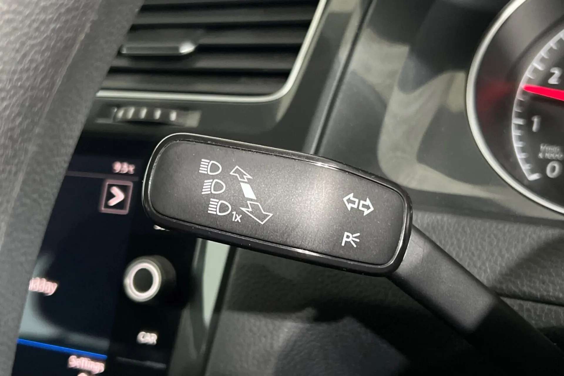 2020 VOLKSWAGEN GOLF 2020 VOLKSWAGEN GOLF