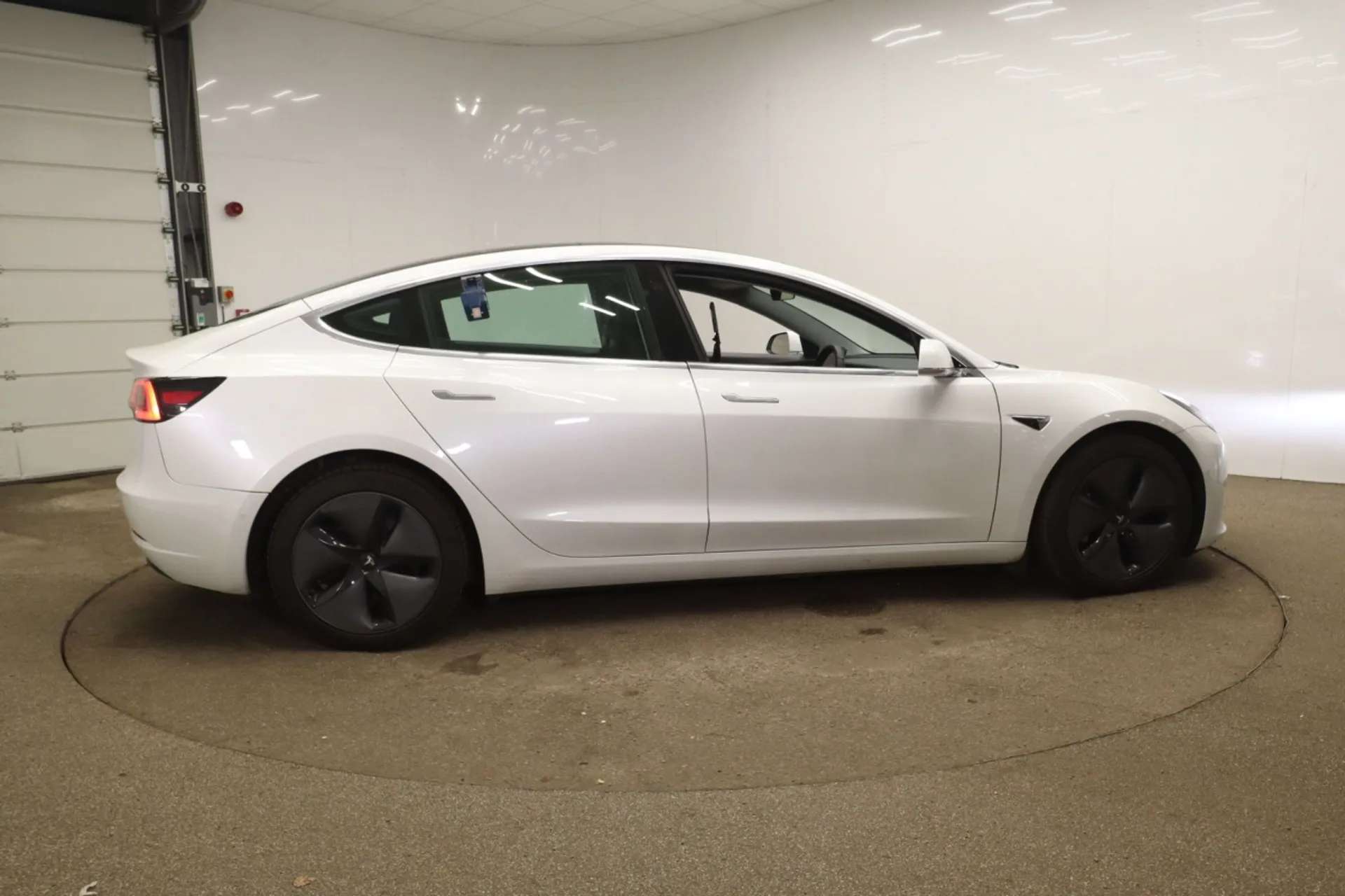2020 TESLA MODEL 3 2020 TESLA MODEL 3