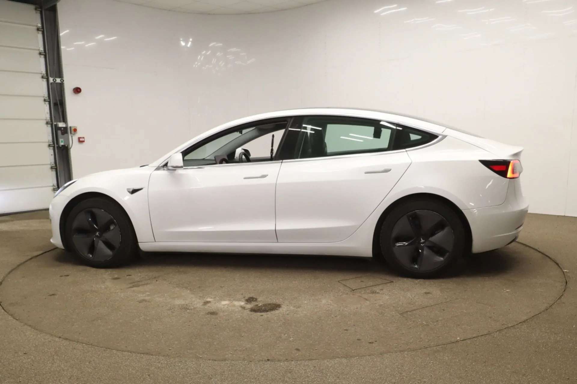 2020 TESLA MODEL 3 2020 TESLA MODEL 3
