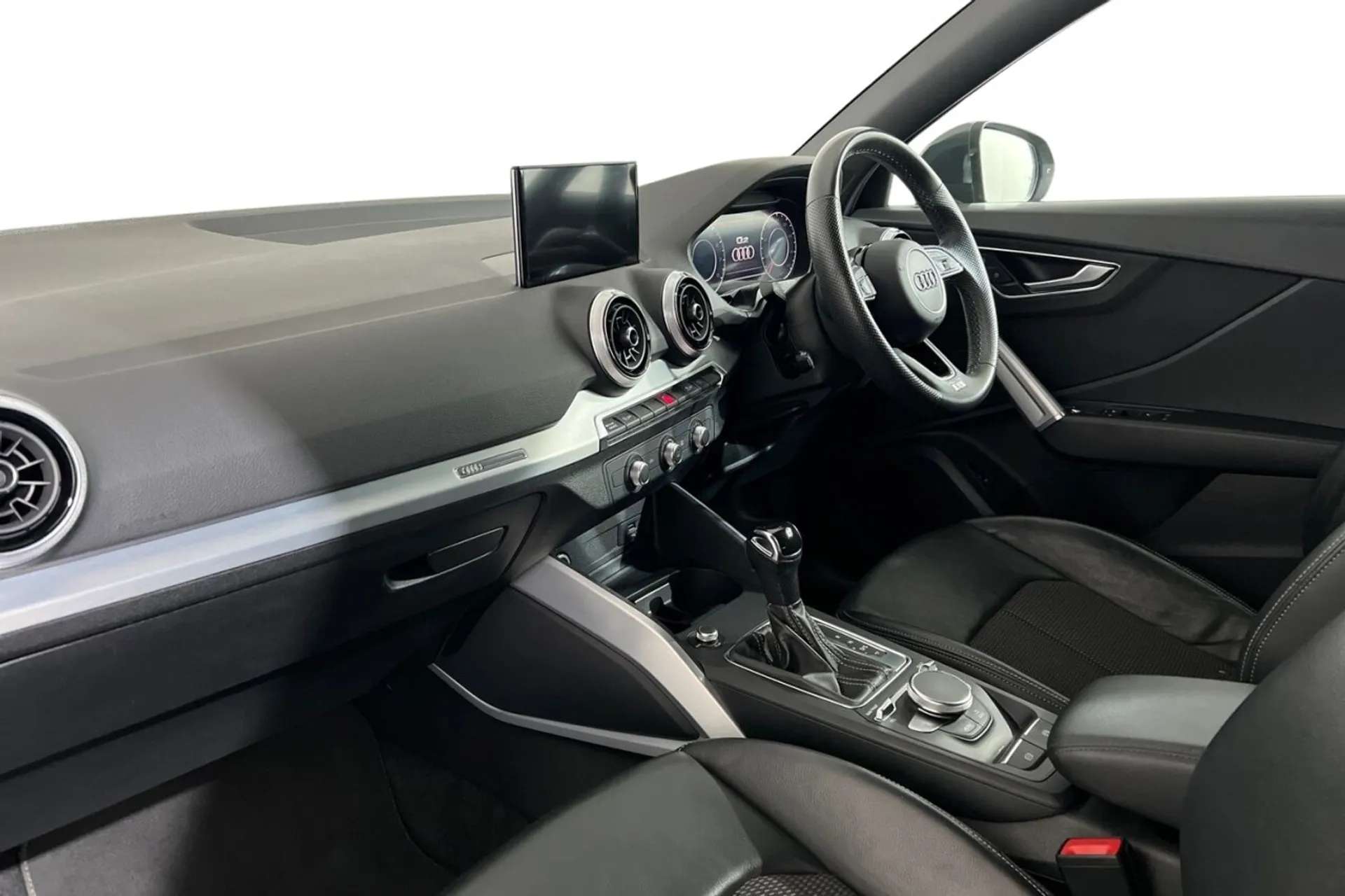 2021 AUDI Q2 2021 AUDI Q2