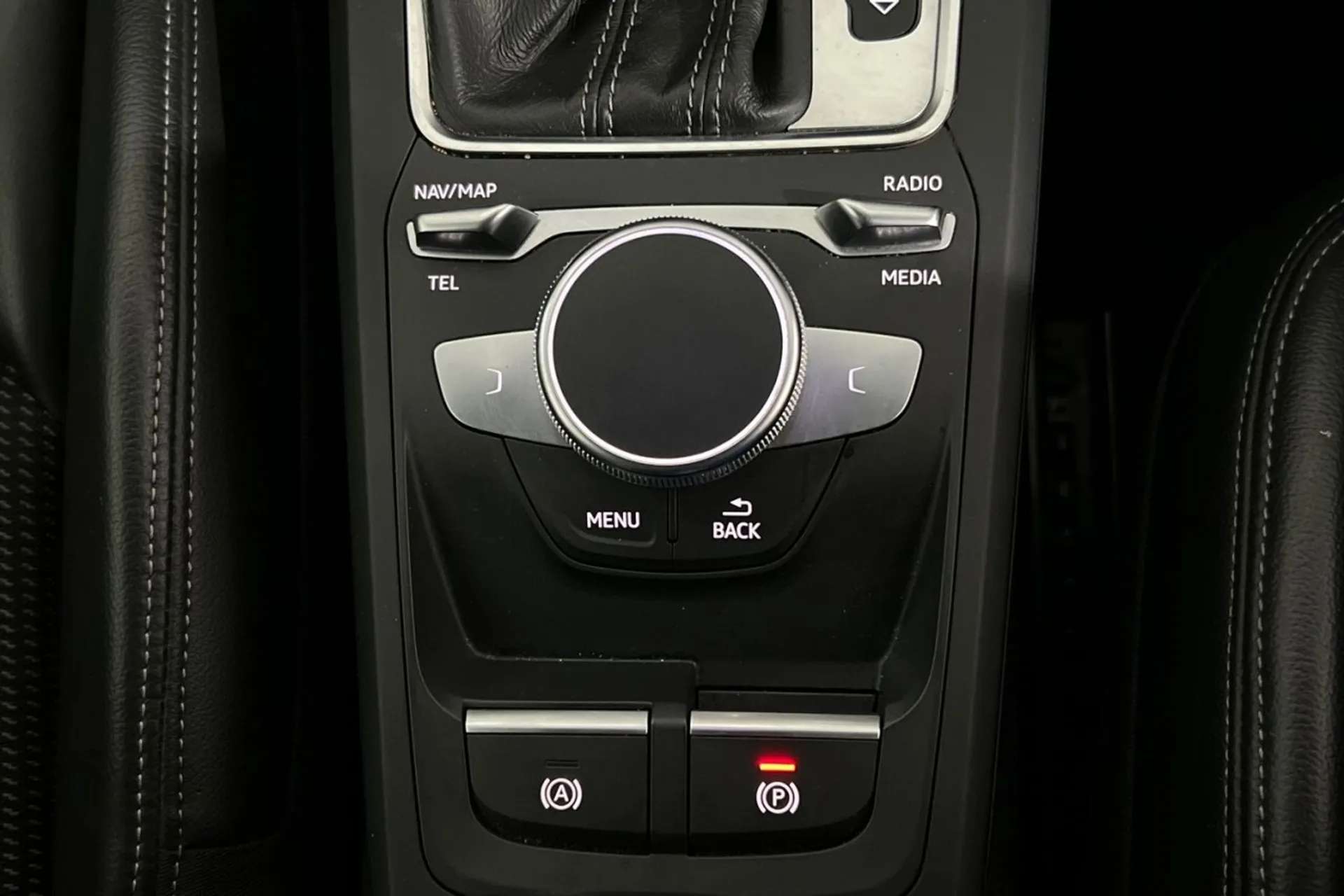 2021 AUDI Q2 2021 AUDI Q2