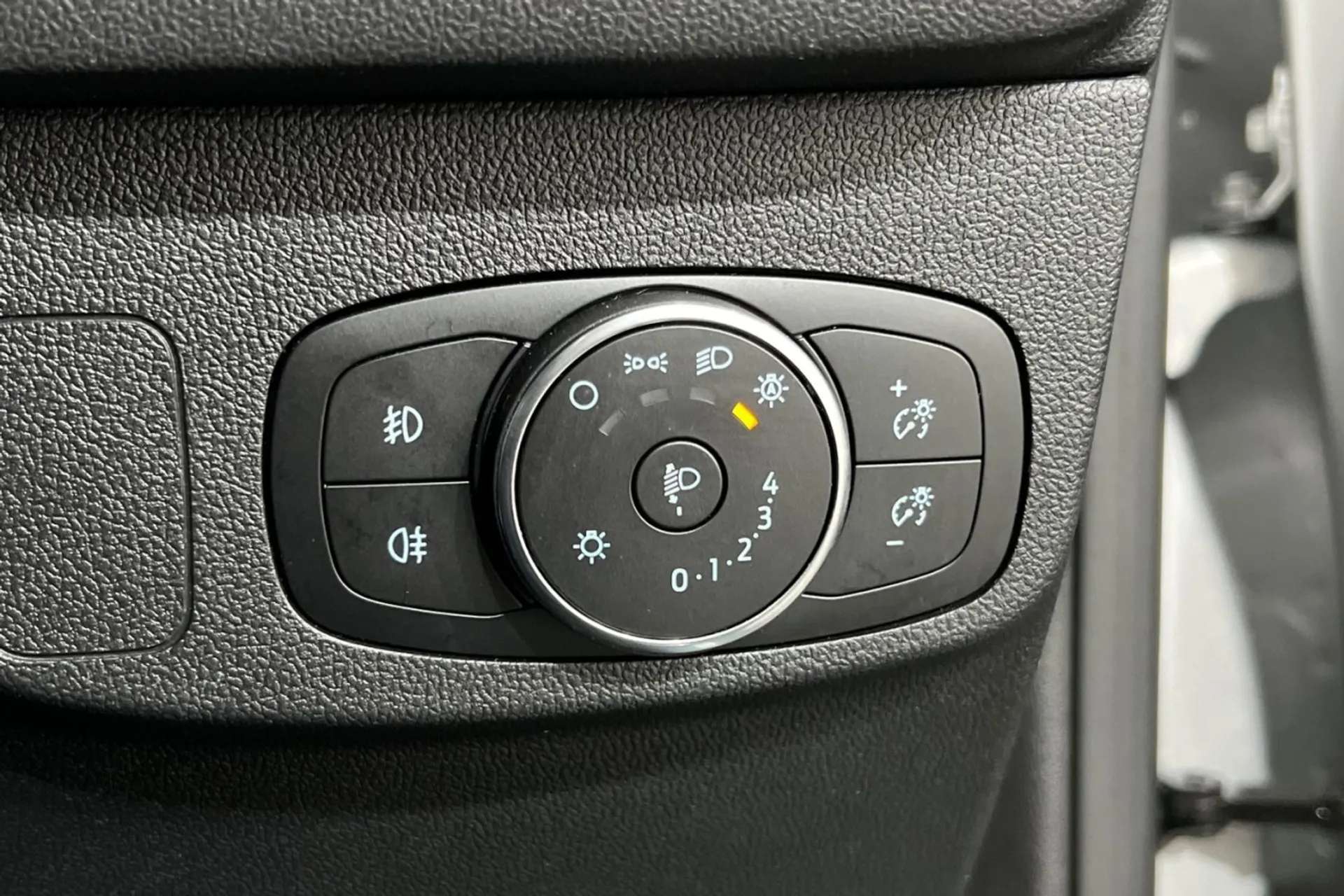 2021 FORD FOCUS ACTIVE 2021 FORD FOCUS ACTIVE