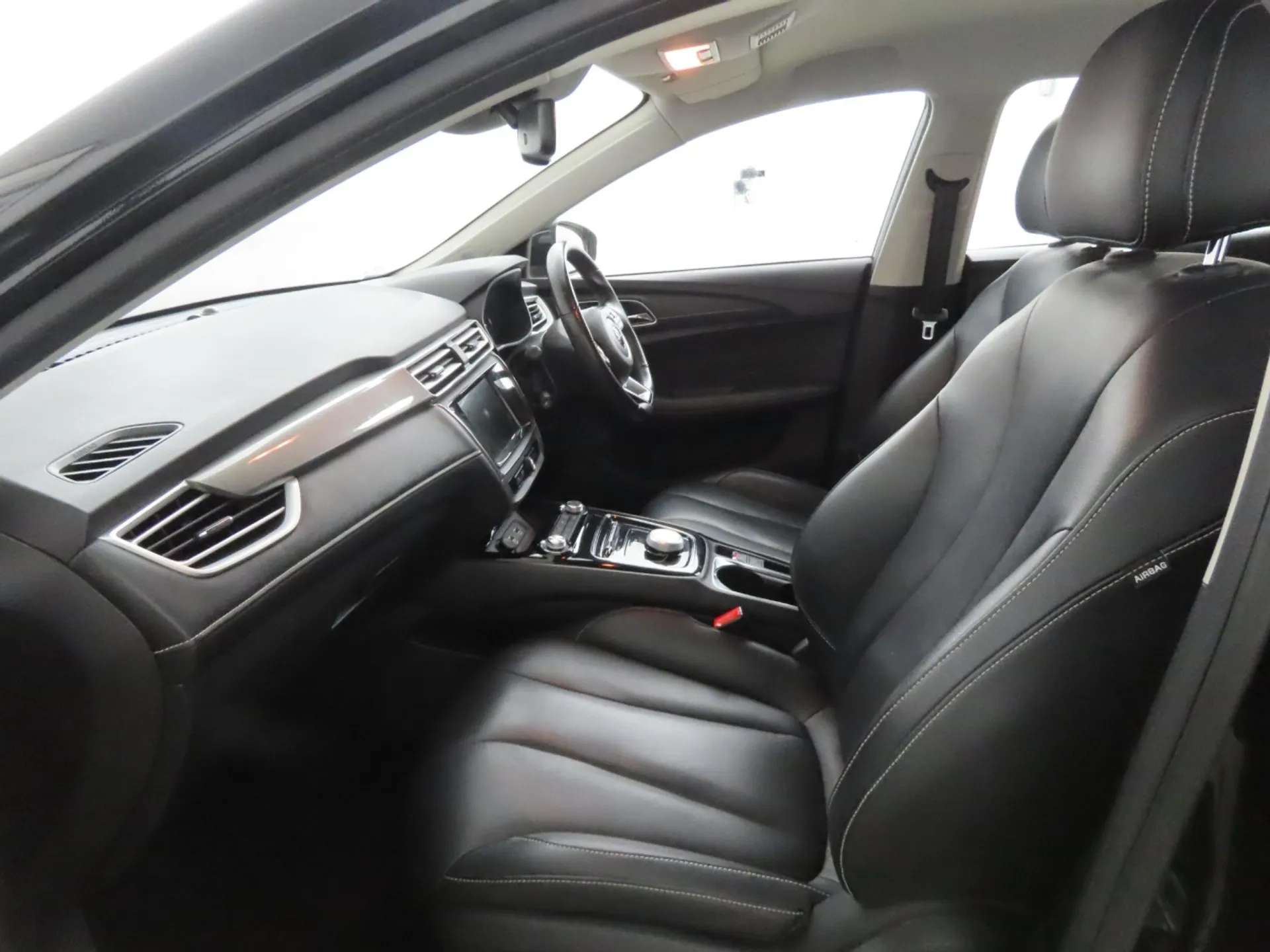 2021 MG MG 5 2021 MG MG 5