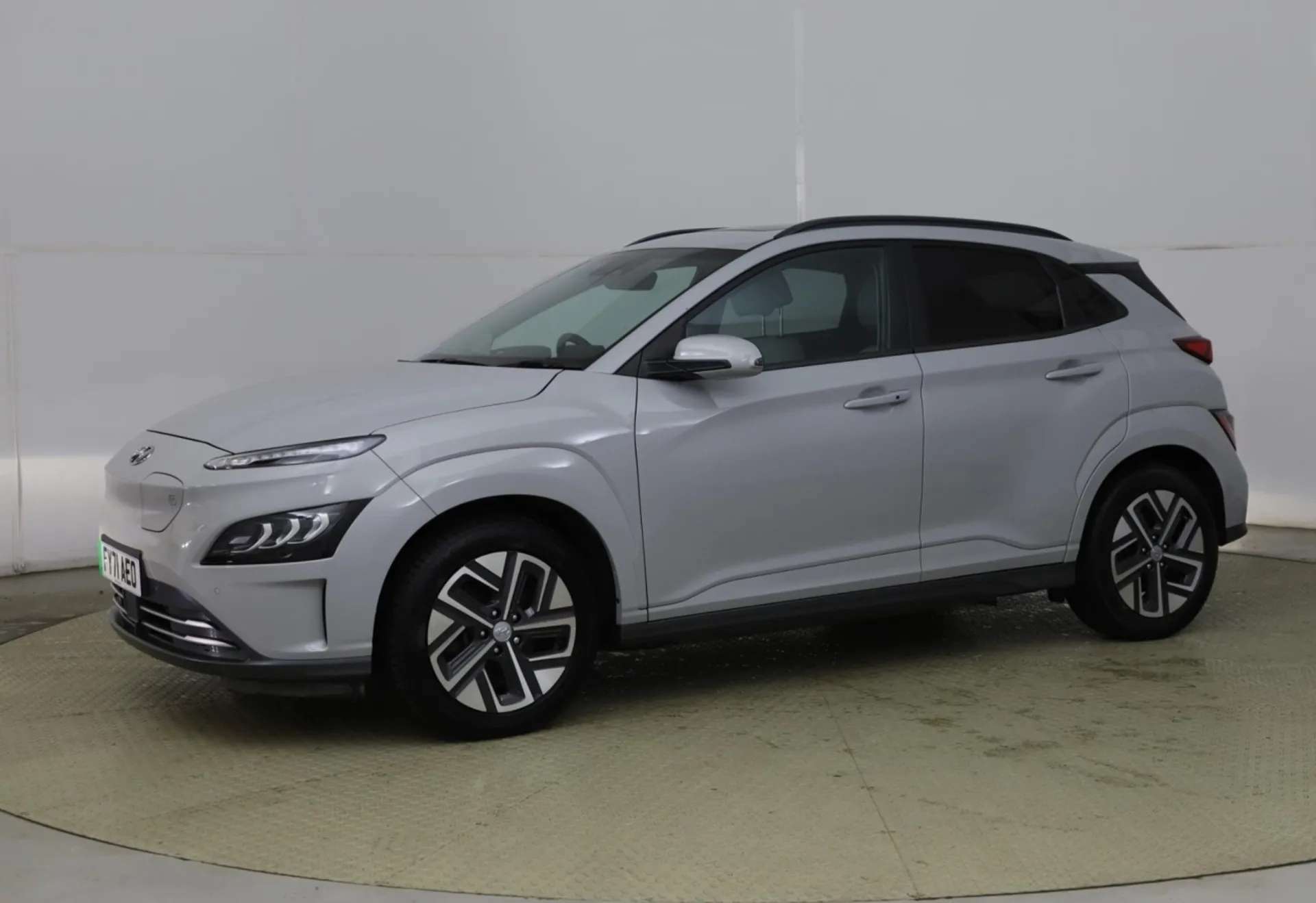 A 2021 HYUNDAI KONA ULTIMATE 5d 202 BHP Head Up Display, Wireless Phone Charging, Heated Steering Wheel, Lane Follow Assist, High Beam Assist Cyber Grey, 17In Alloy Wheel A 2021 HYUNDAI KONA ULTIMATE 5d 202 BHP Head Up Display, Wireless Phone Charging, Heated Steering Wheel, Lane Follow Assist, High Beam Assist Cyber Grey, 17In Alloy Wheel