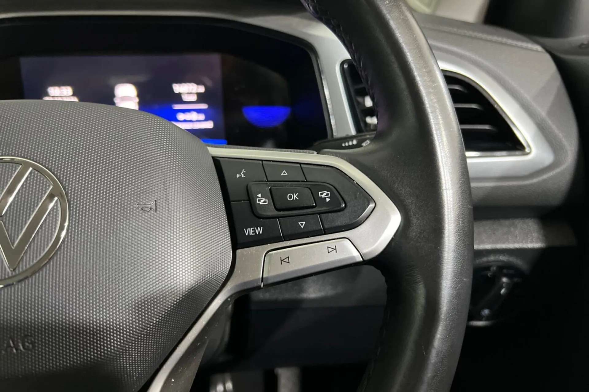 2023 VOLKSWAGEN T-ROC 2023 VOLKSWAGEN T-ROC