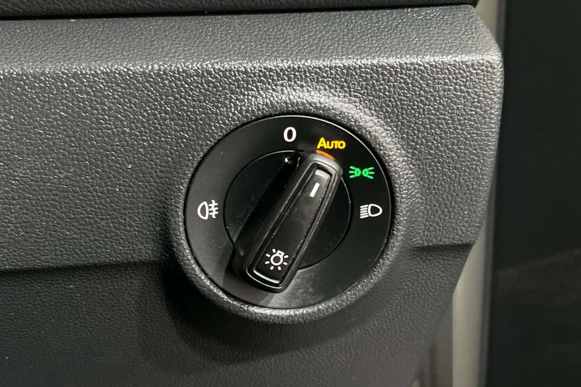 2023 VOLKSWAGEN T-ROC 2023 VOLKSWAGEN T-ROC