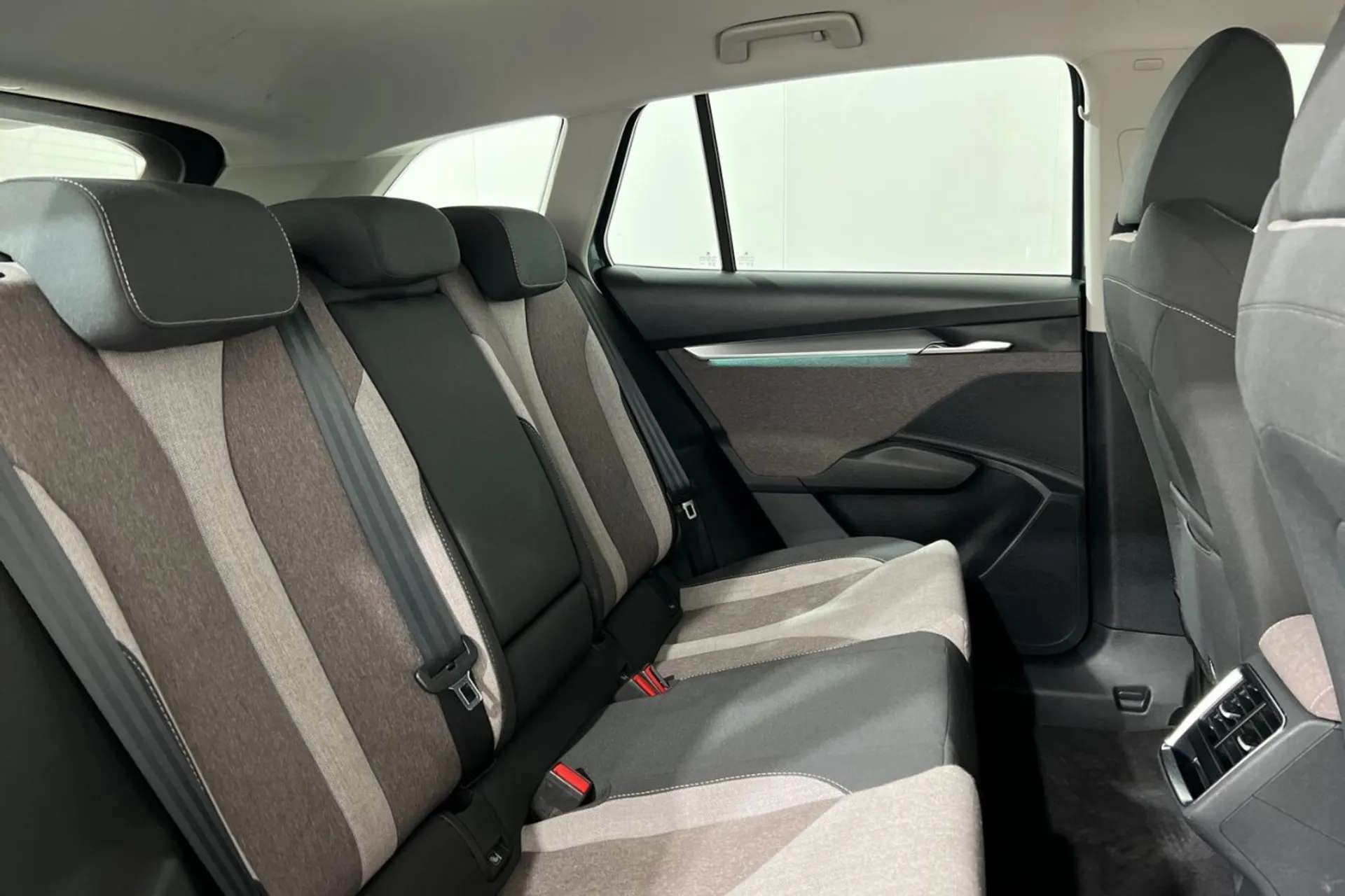 2021 SKODA ENYAQ IV 2021 SKODA ENYAQ IV