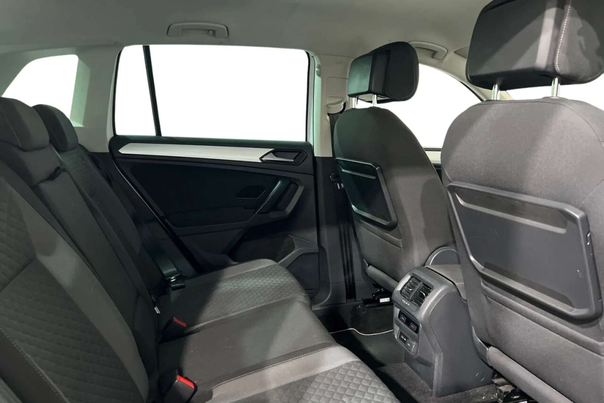 2018 VOLKSWAGEN TIGUAN 2018 VOLKSWAGEN TIGUAN