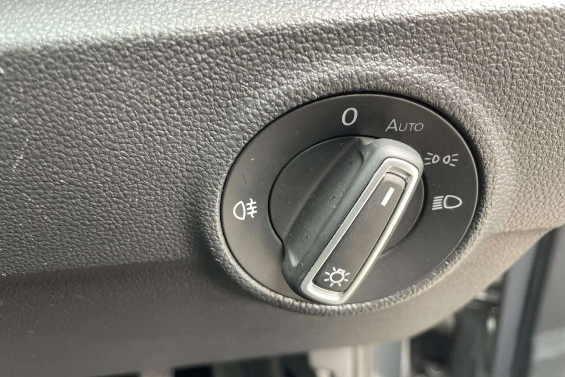 2020 VOLKSWAGEN T-ROC 2020 VOLKSWAGEN T-ROC