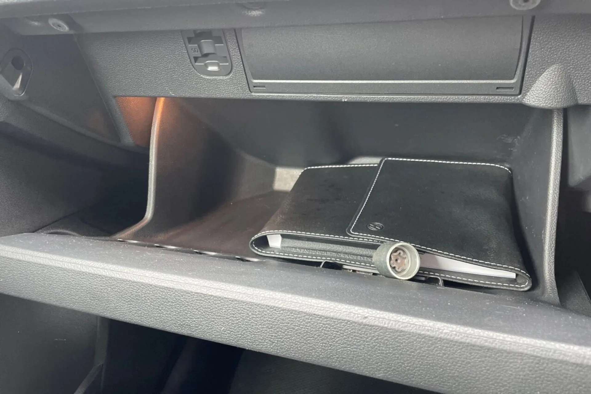 2020 VOLKSWAGEN T-ROC 2020 VOLKSWAGEN T-ROC