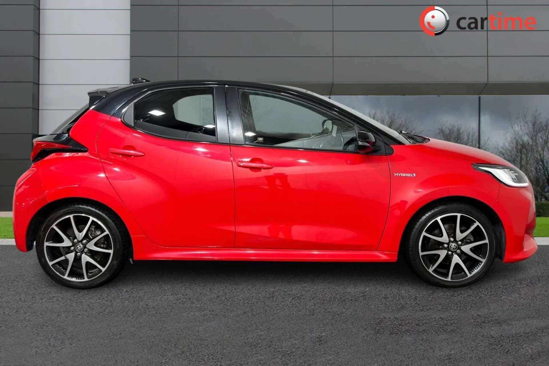 A 2021 TOYOTA YARIS 1.5 LAUNCH EDITION 5d 114 BHP Touchscreen, Reverse Camera, Head Up Display, Bluetooth, DAB - Digital Radio Tokyo Fusion Orange, 17in Alloys A 2021 TOYOTA YARIS 1.5 LAUNCH EDITION 5d 114 BHP Touchscreen, Reverse Camera, Head Up Display, Bluetooth, DAB - Digital Radio Tokyo Fusion Orange, 17in Alloys