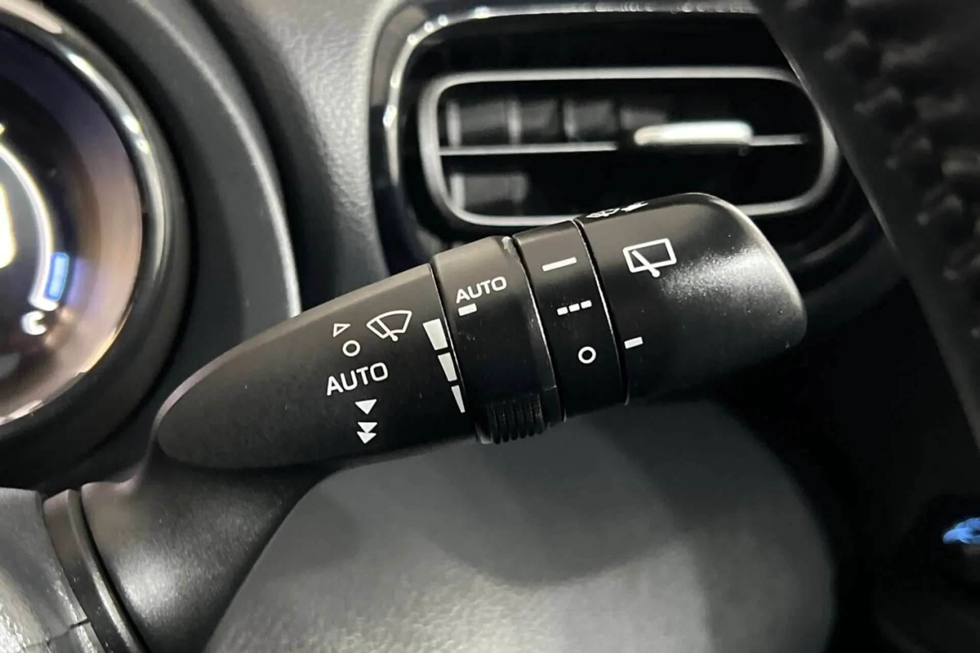 2021 TOYOTA YARIS 2021 TOYOTA YARIS