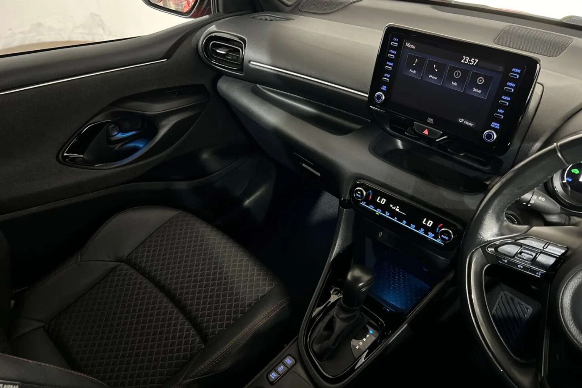 2021 TOYOTA YARIS 2021 TOYOTA YARIS