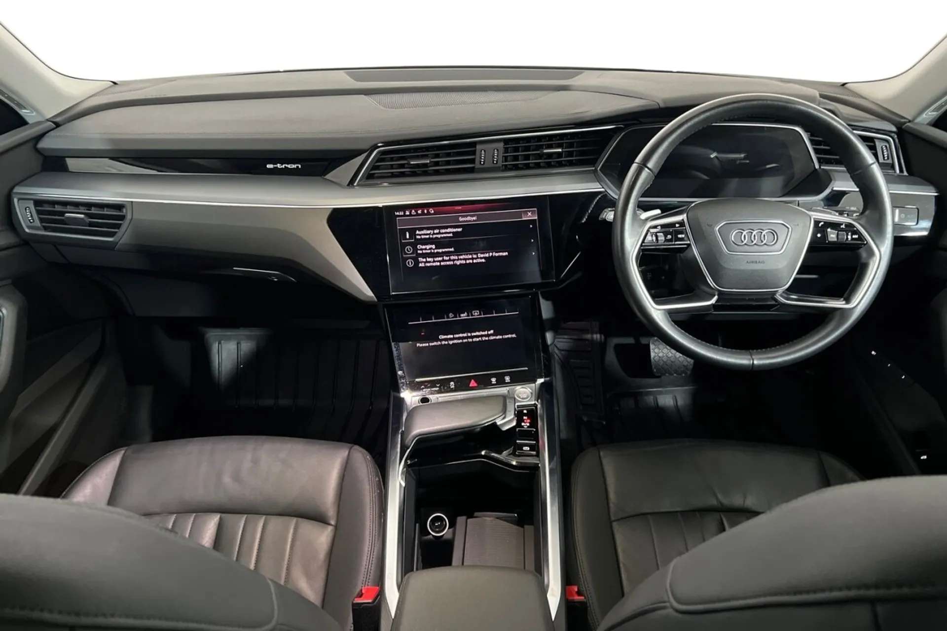 0 AUDI E-TRON 0 AUDI E-TRON