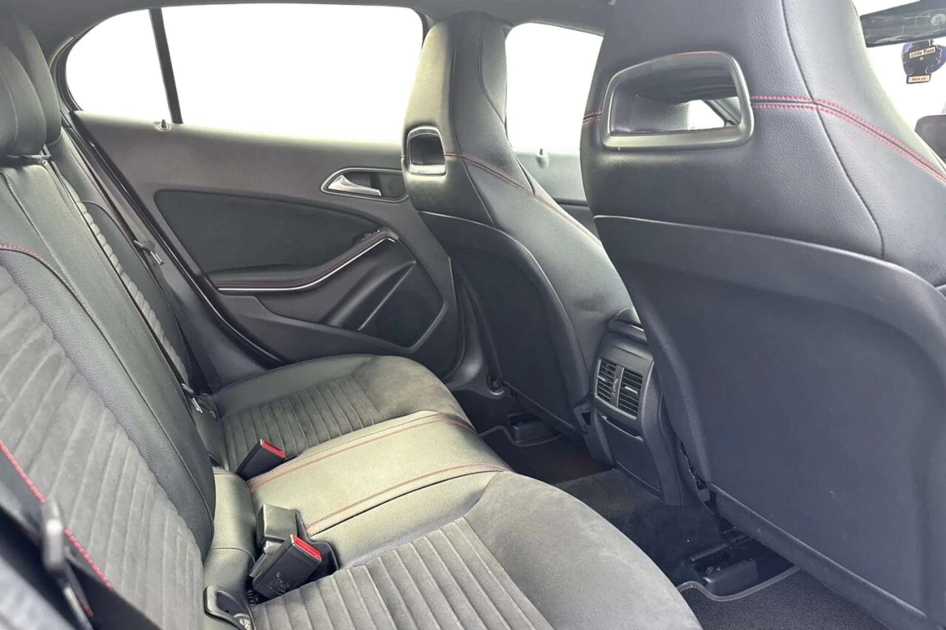 2019 MERCEDES-BENZ GLA CLASS 2019 MERCEDES-BENZ GLA CLASS