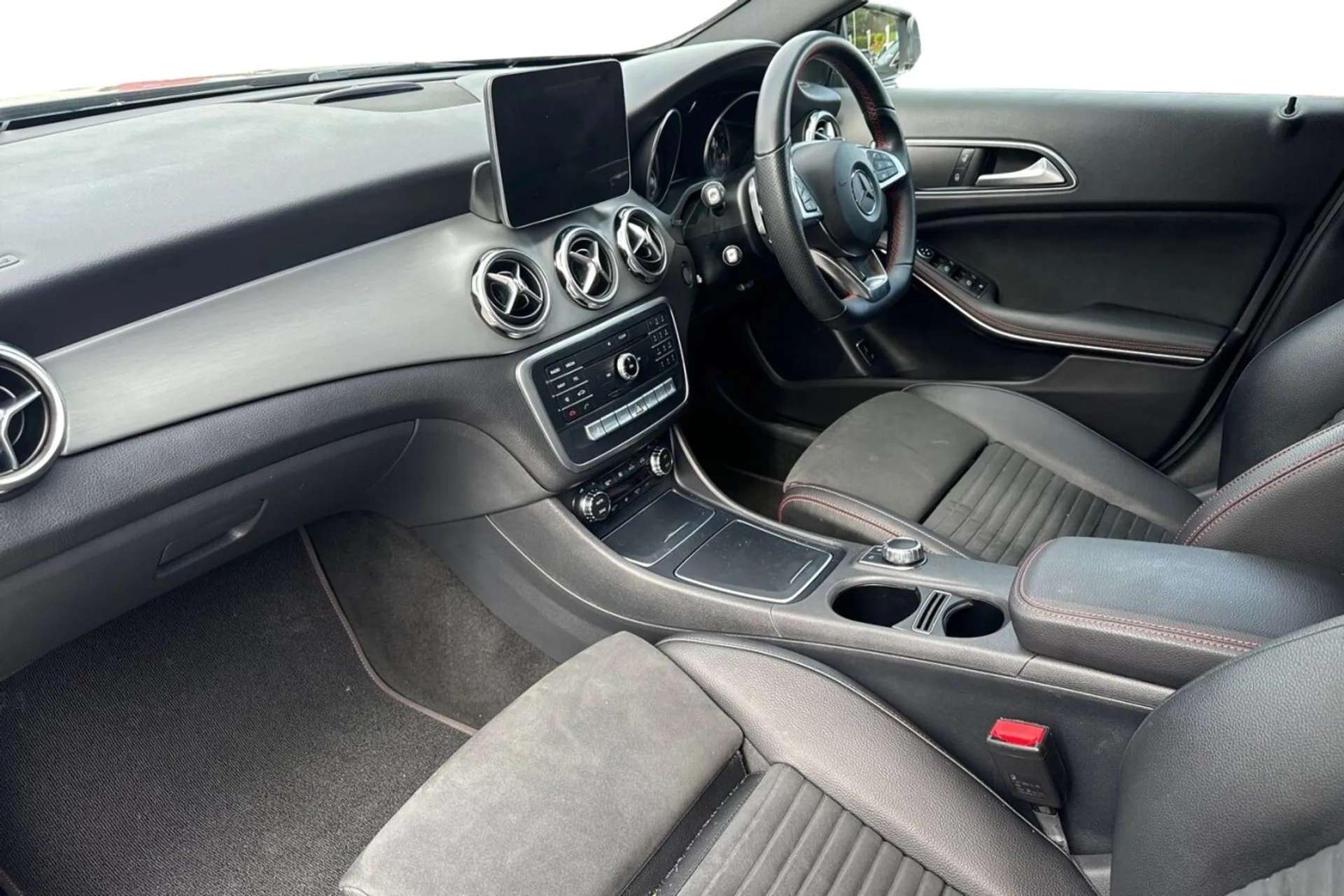 2019 MERCEDES-BENZ GLA CLASS 2019 MERCEDES-BENZ GLA CLASS