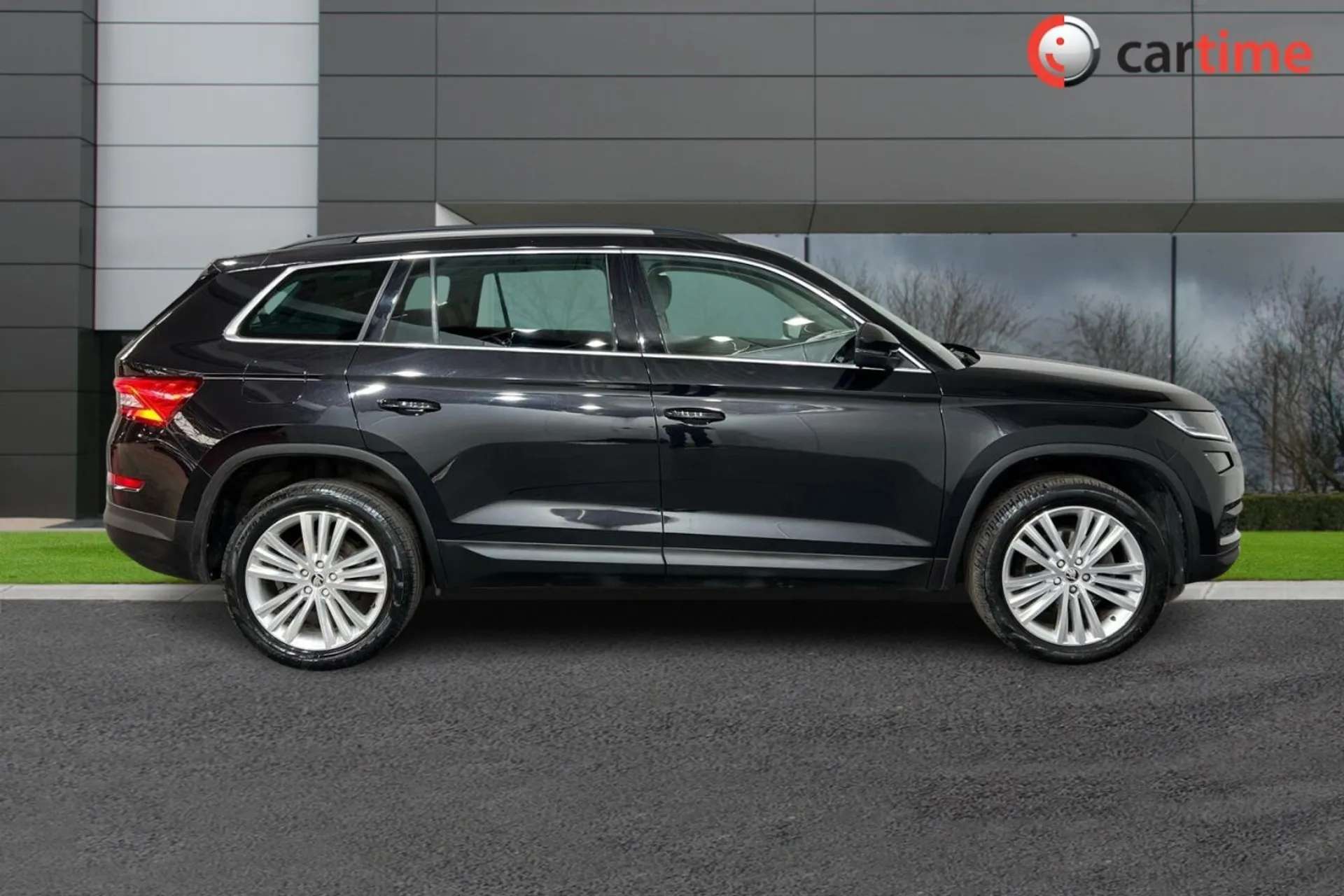 A 2021 SKODA KODIAQ 1.5 SE L TSI DSG 5d 148 BHP Satellite Navigation, Electric Boot, Variable Boot Floor, Cruise Control, DAB Radio Black Magic, 19-Inch Alloy Wheels A 2021 SKODA KODIAQ 1.5 SE L TSI DSG 5d 148 BHP Satellite Navigation, Electric Boot, Variable Boot Floor, Cruise Control, DAB Radio Black Magic, 19-Inch Alloy Wheels