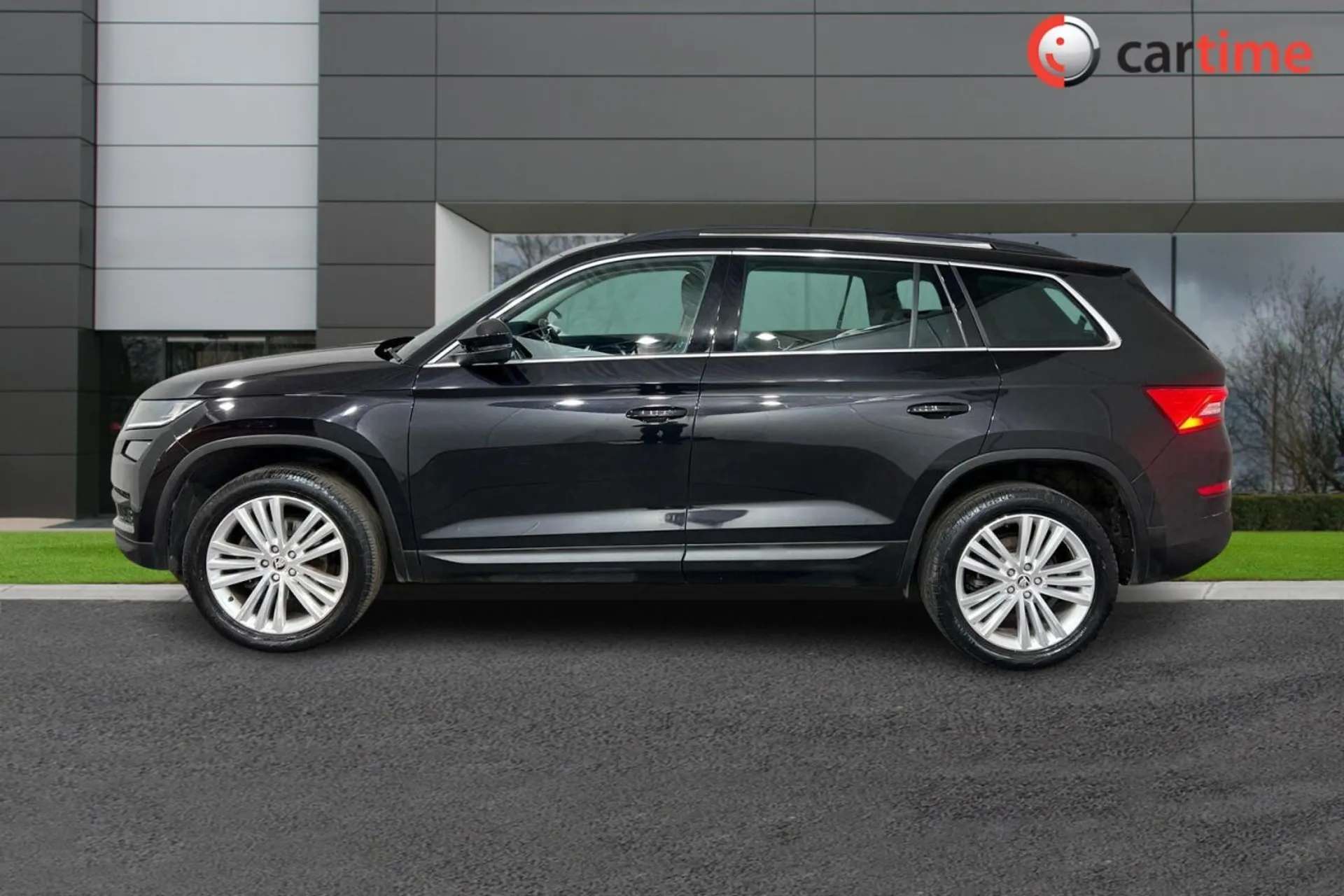 A 2021 SKODA KODIAQ 1.5 SE L TSI DSG 5d 148 BHP Satellite Navigation, Electric Boot, Variable Boot Floor, Cruise Control, DAB Radio Black Magic, 19-Inch Alloy Wheels A 2021 SKODA KODIAQ 1.5 SE L TSI DSG 5d 148 BHP Satellite Navigation, Electric Boot, Variable Boot Floor, Cruise Control, DAB Radio Black Magic, 19-Inch Alloy Wheels