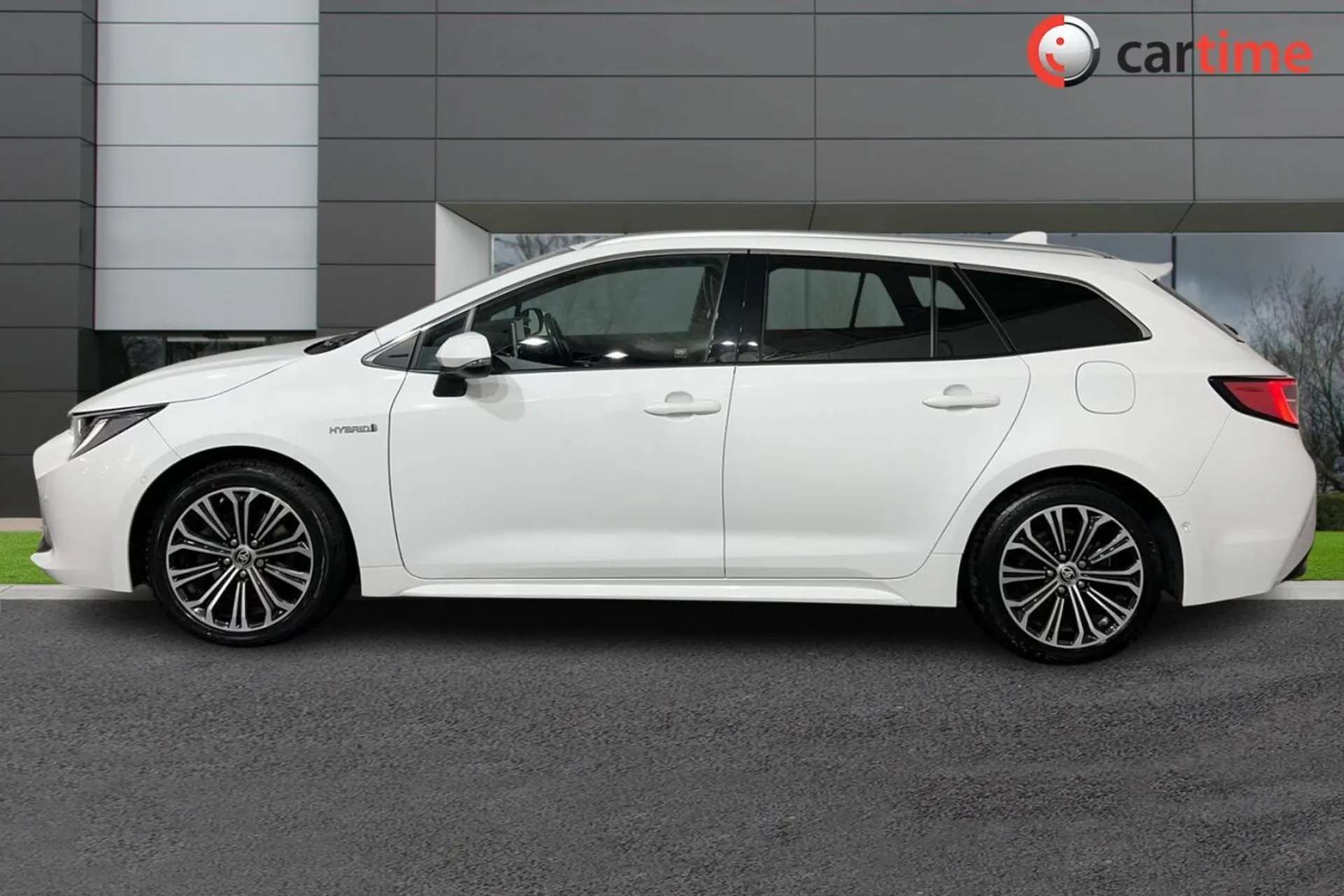 A 2020 TOYOTA COROLLA 2.0 EXCEL 5d 181 BHP Adaptive Cruise Control, Parking Sensors, Heated Seats, Reverse Camera, Satellite Navigation Pure White, 18-Inch Alloy Wheels A 2020 TOYOTA COROLLA 2.0 EXCEL 5d 181 BHP Adaptive Cruise Control, Parking Sensors, Heated Seats, Reverse Camera, Satellite Navigation Pure White, 18-Inch Alloy Wheels