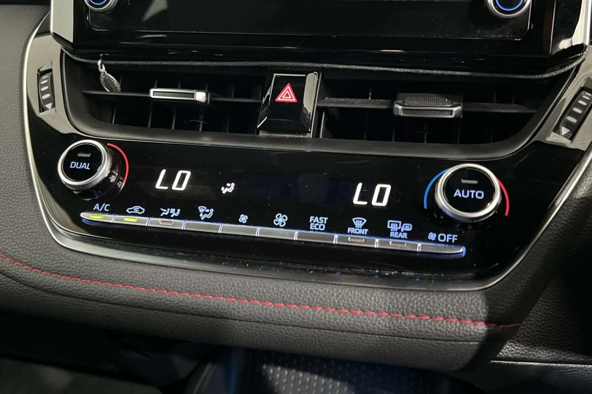 2020 TOYOTA COROLLA 2020 TOYOTA COROLLA