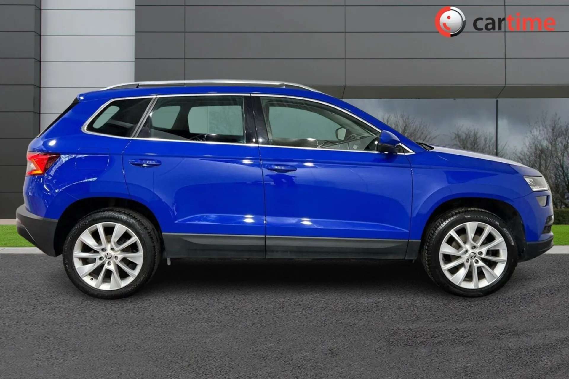A 2020 SKODA KAROQ 1.5 SE L TSI DSG 5d 148 BHP Amundsen Touchscreen, LED Headlights, Parking Sensors, Winter Pack, Cruise Control Energy Blue, 18-Inch Alloy Wheels A 2020 SKODA KAROQ 1.5 SE L TSI DSG 5d 148 BHP Amundsen Touchscreen, LED Headlights, Parking Sensors, Winter Pack, Cruise Control Energy Blue, 18-Inch Alloy Wheels