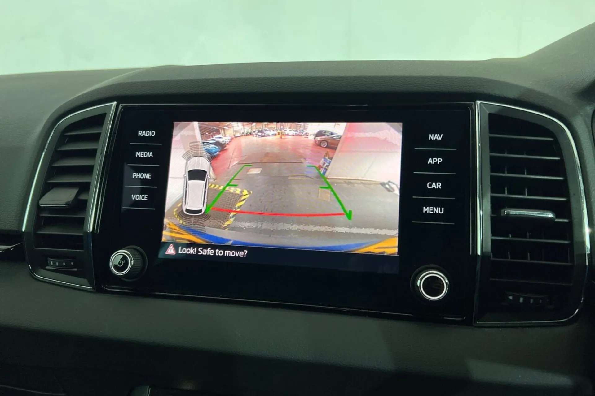 2020 SKODA KAROQ 2020 SKODA KAROQ