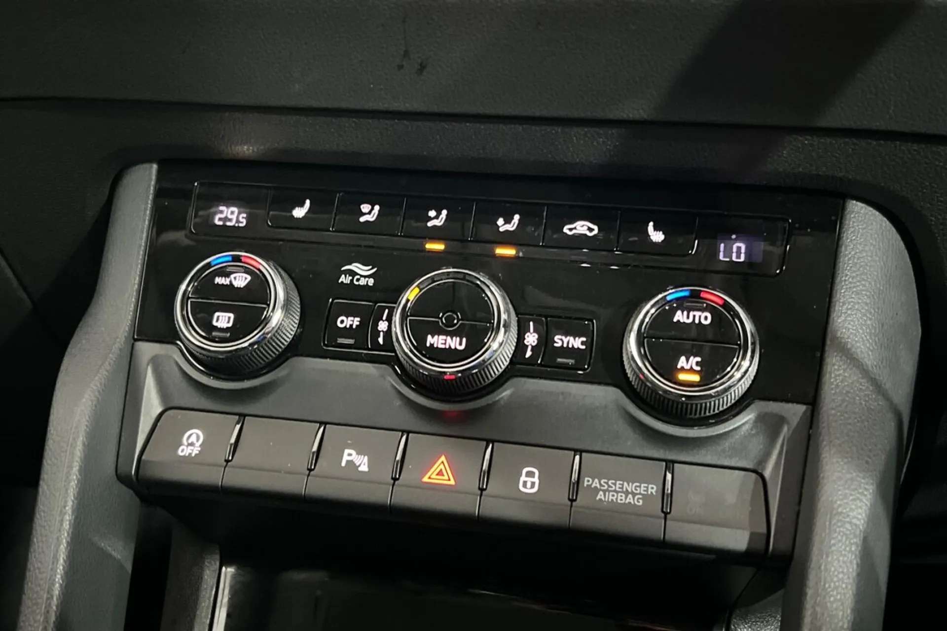 2020 SKODA KAROQ 2020 SKODA KAROQ