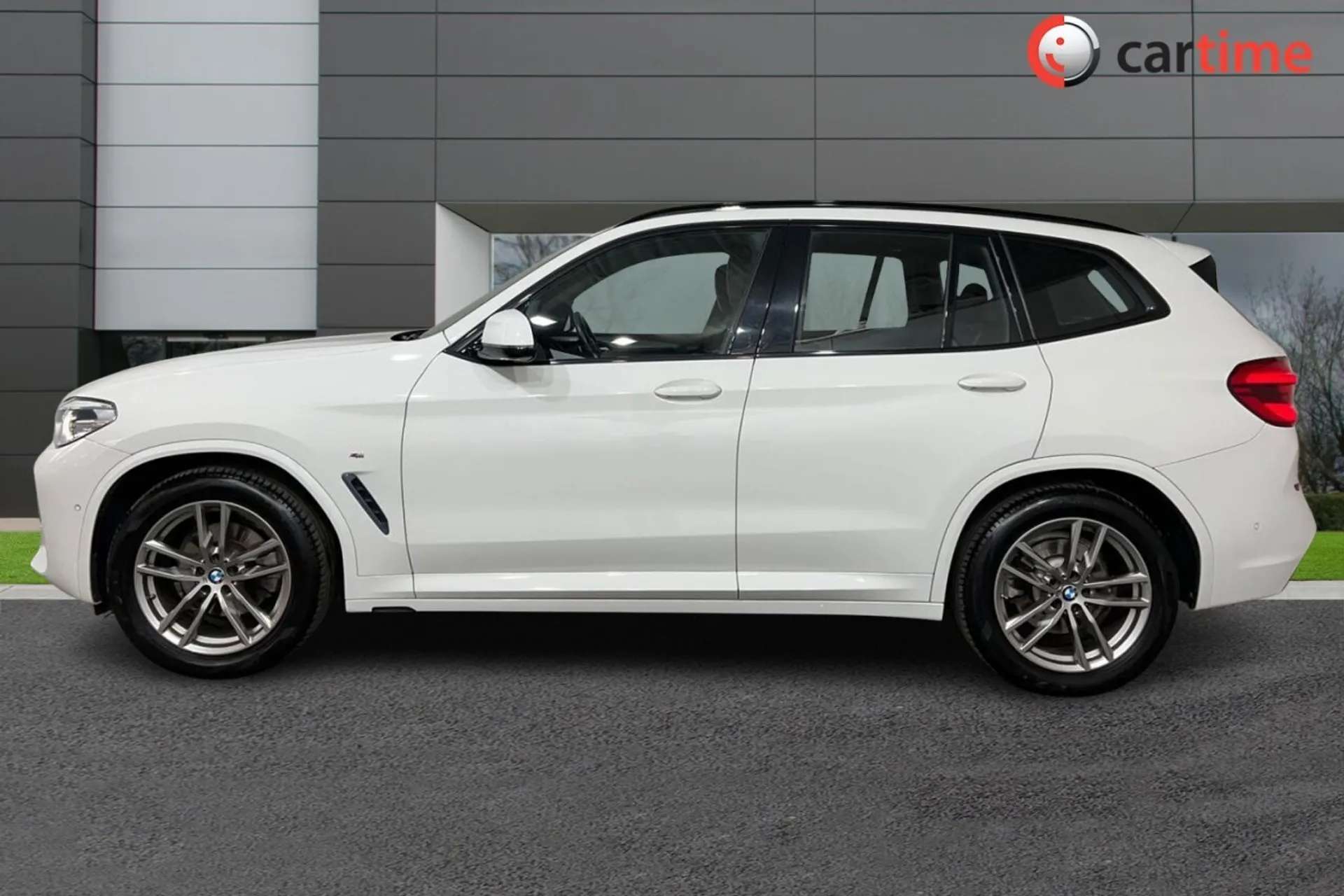 A 2018 BMW X3 2.0 XDRIVE20I M SPORT 5d 181 BHP Panoramic Sunroof, Black Leather, Reverse Camera, Front / Rear Park Sensors, Ambient Lighting Alpine White, 19-Inch A A 2018 BMW X3 2.0 XDRIVE20I M SPORT 5d 181 BHP Panoramic Sunroof, Black Leather, Reverse Camera, Front / Rear Park Sensors, Ambient Lighting Alpine White, 19-Inch A