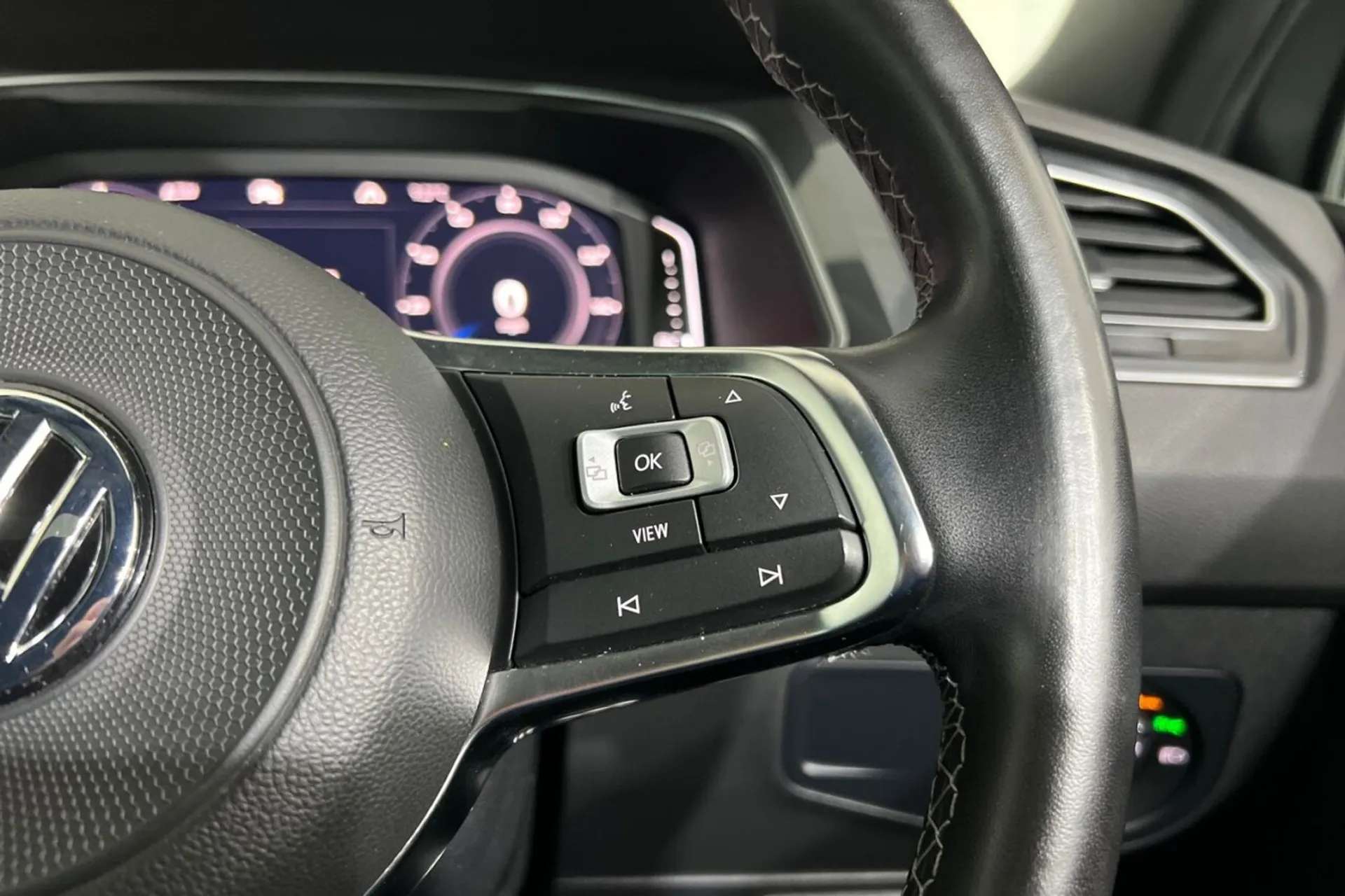 2020 VOLKSWAGEN TIGUAN 2020 VOLKSWAGEN TIGUAN