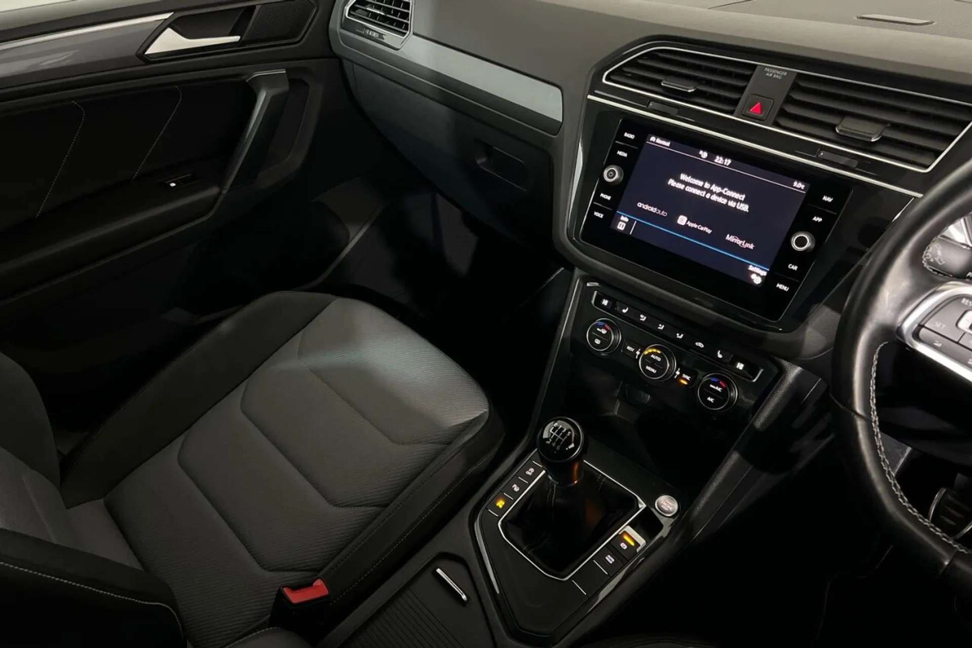 2020 VOLKSWAGEN TIGUAN 2020 VOLKSWAGEN TIGUAN