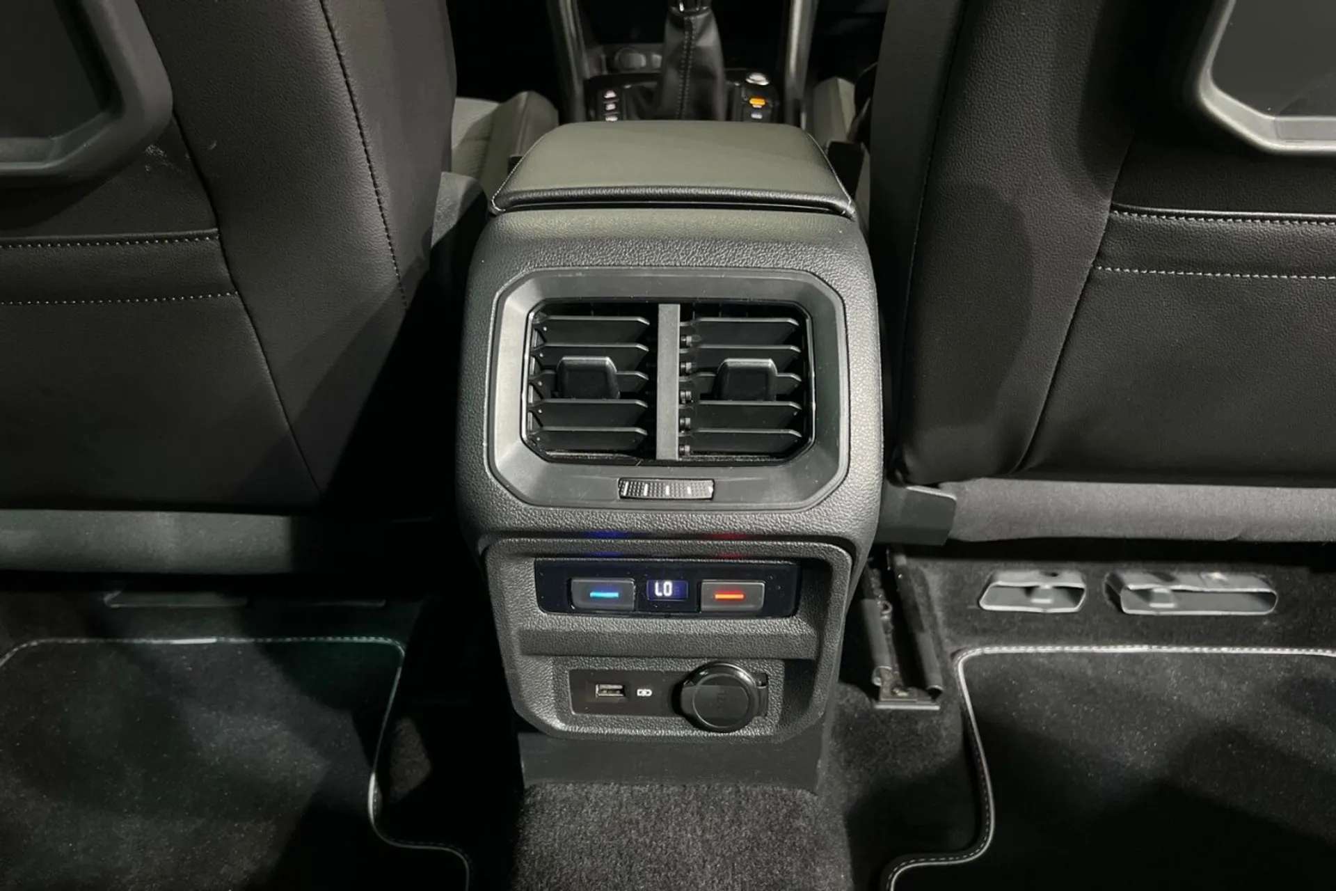 2020 VOLKSWAGEN TIGUAN 2020 VOLKSWAGEN TIGUAN