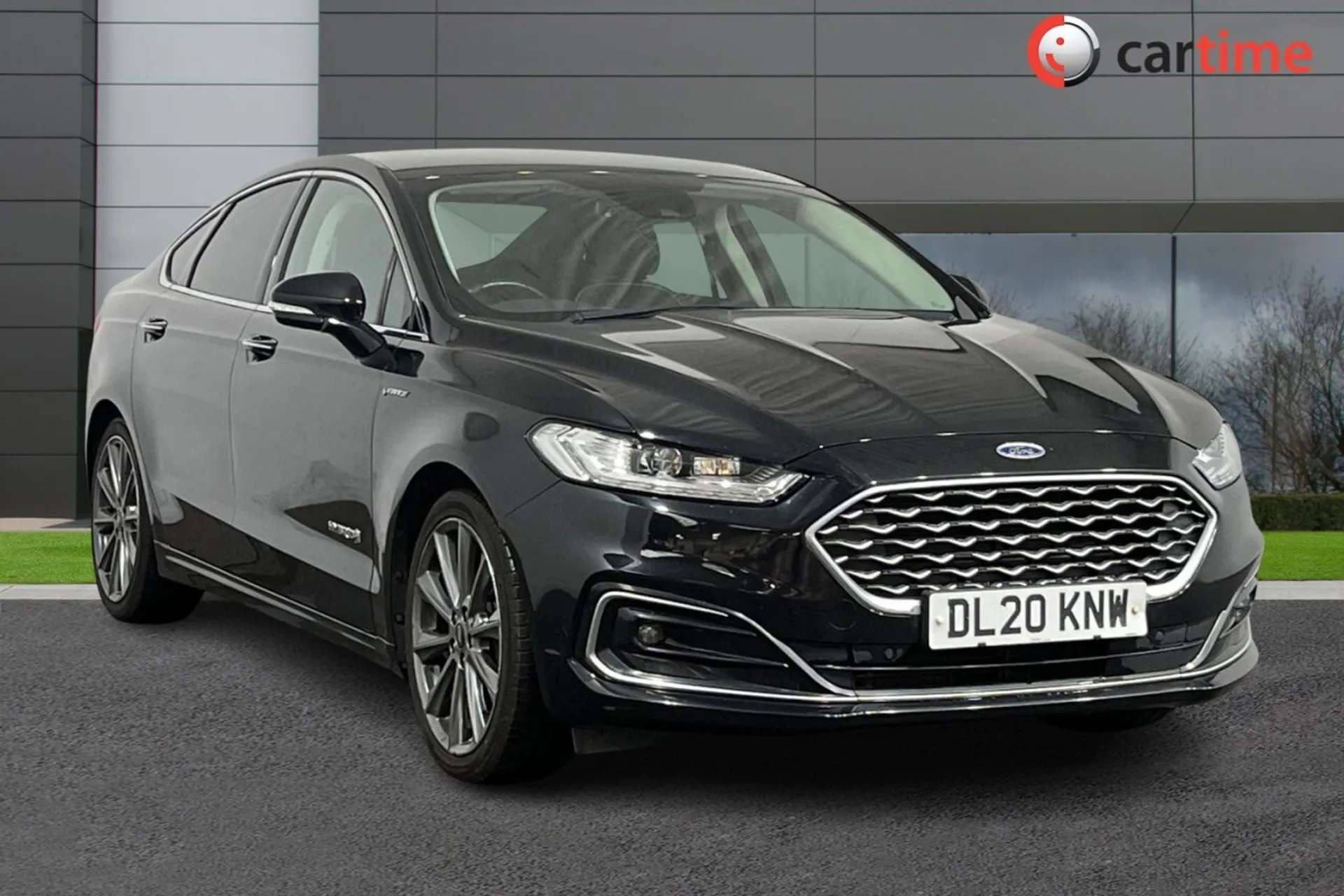 A 2020 FORD MONDEO 2.0 VIGNALE 4d 186 BHP Heated Front Seats, Touchscreen, Front / Rear Park Sensors, Satellite Navigation, 19-inch Alloy Wheels Agate Black, 19-Inch All A 2020 FORD MONDEO 2.0 VIGNALE 4d 186 BHP Heated Front Seats, Touchscreen, Front / Rear Park Sensors, Satellite Navigation, 19-inch Alloy Wheels Agate Black, 19-Inch All
