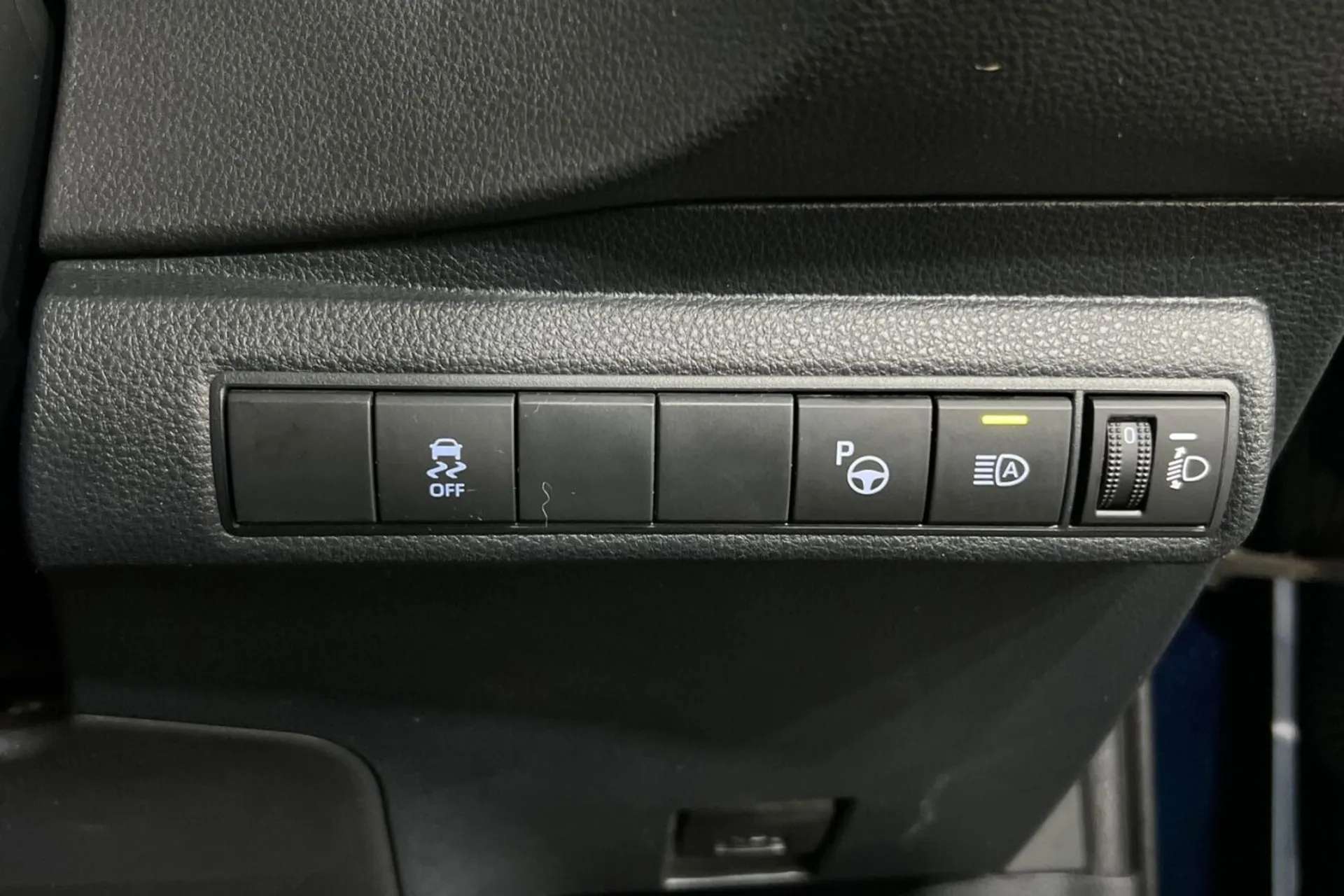 2021 TOYOTA COROLLA 2021 TOYOTA COROLLA