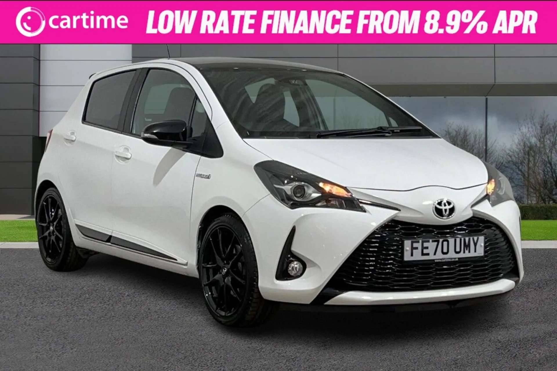 A 2020 TOYOTA YARIS 1.5 VVT-I GR-SPORT 5d 100 BHP 7in Touchscreen, Reversing Camera, Sports Seats, DAB Digital Radio, Bluetooth Pure White, 17-Inch Alloy Wheels A 2020 TOYOTA YARIS 1.5 VVT-I GR-SPORT 5d 100 BHP 7in Touchscreen, Reversing Camera, Sports Seats, DAB Digital Radio, Bluetooth Pure White, 17-Inch Alloy Wheels