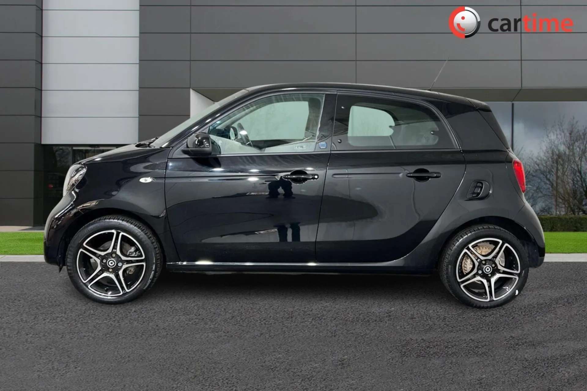 2020 SMART EQ FORFOUR 2020 SMART EQ FORFOUR