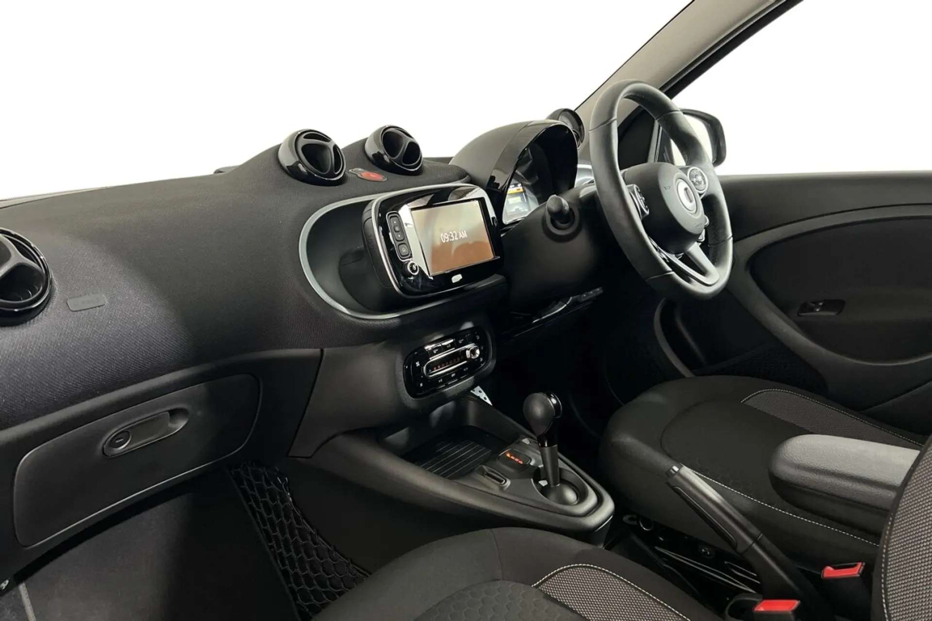 2020 SMART EQ FORFOUR 2020 SMART EQ FORFOUR