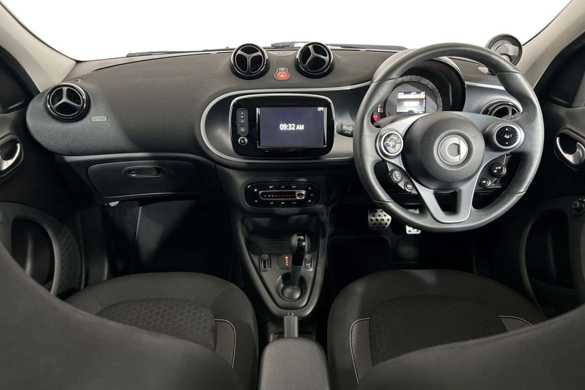2020 SMART EQ FORFOUR 2020 SMART EQ FORFOUR