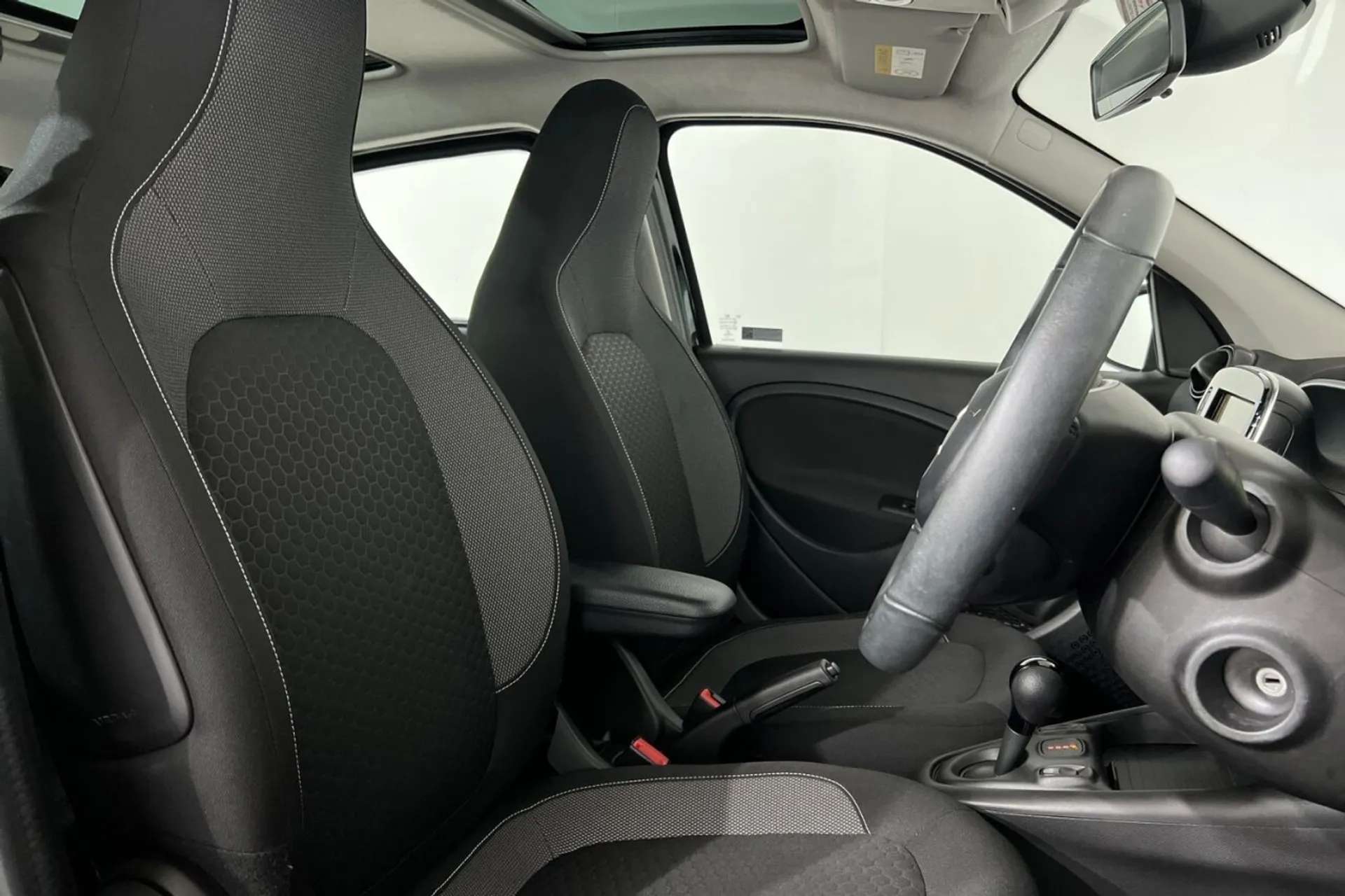 2020 SMART EQ FORFOUR 2020 SMART EQ FORFOUR