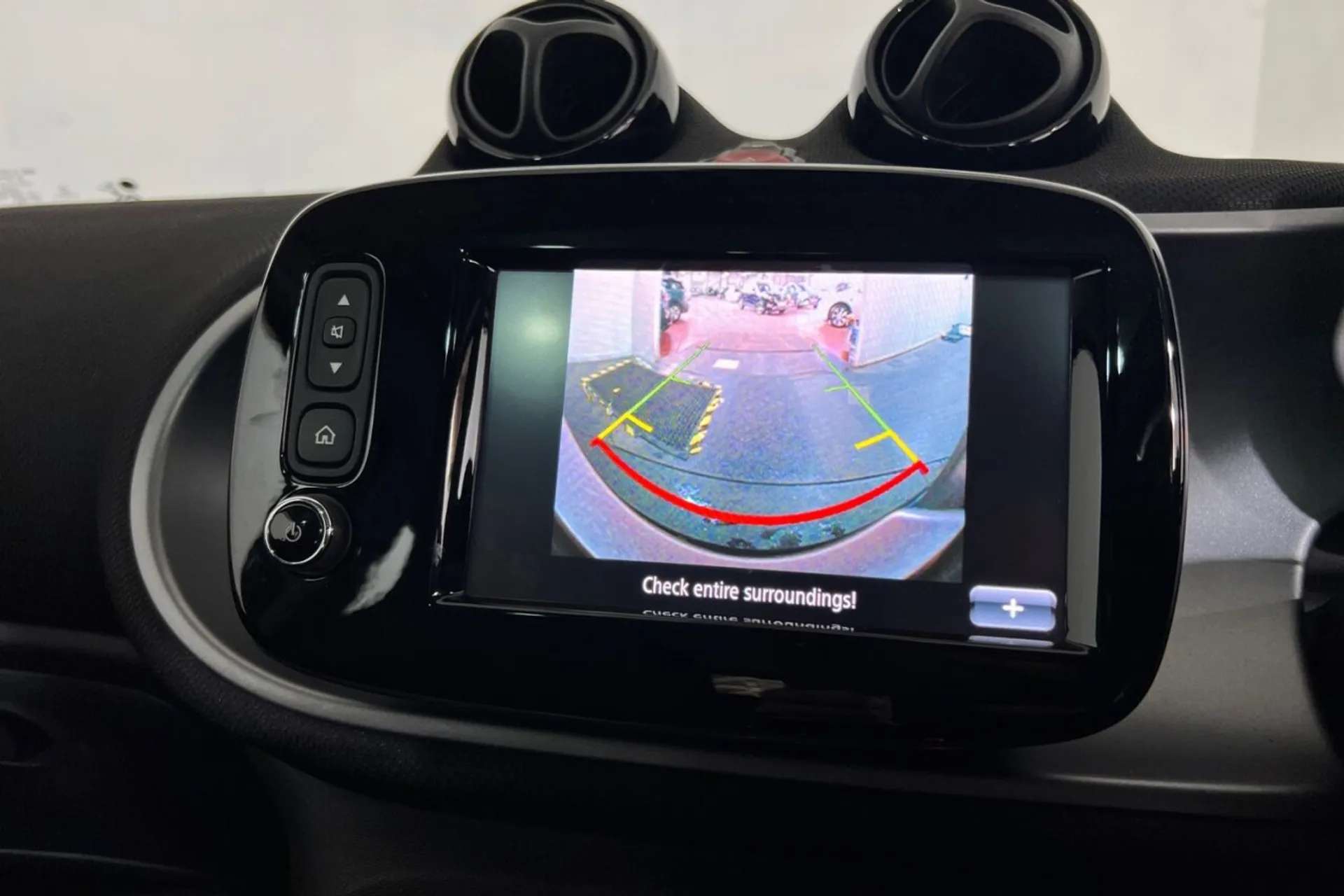 2020 SMART EQ FORFOUR 2020 SMART EQ FORFOUR