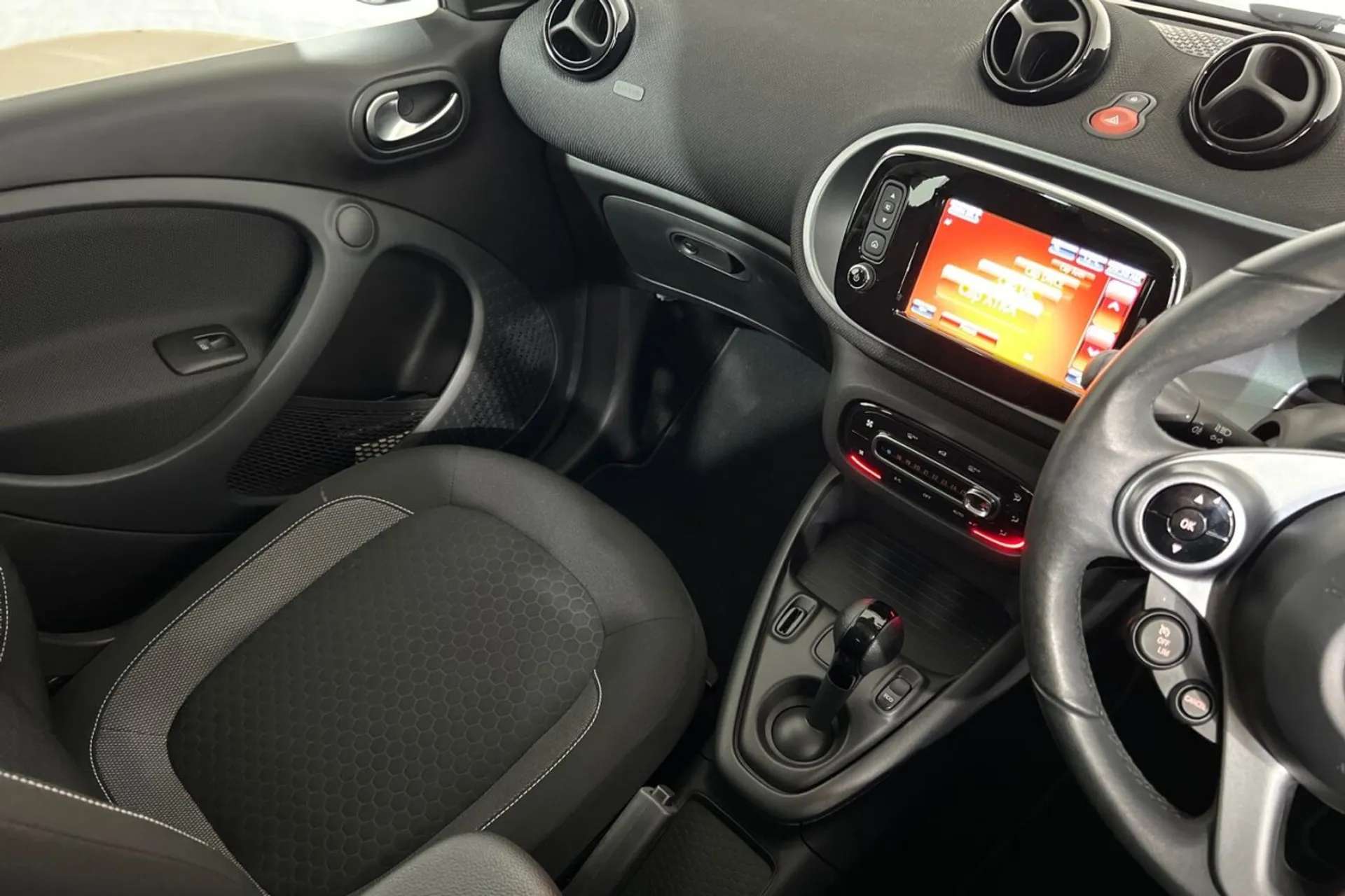 2020 SMART EQ FORFOUR 2020 SMART EQ FORFOUR